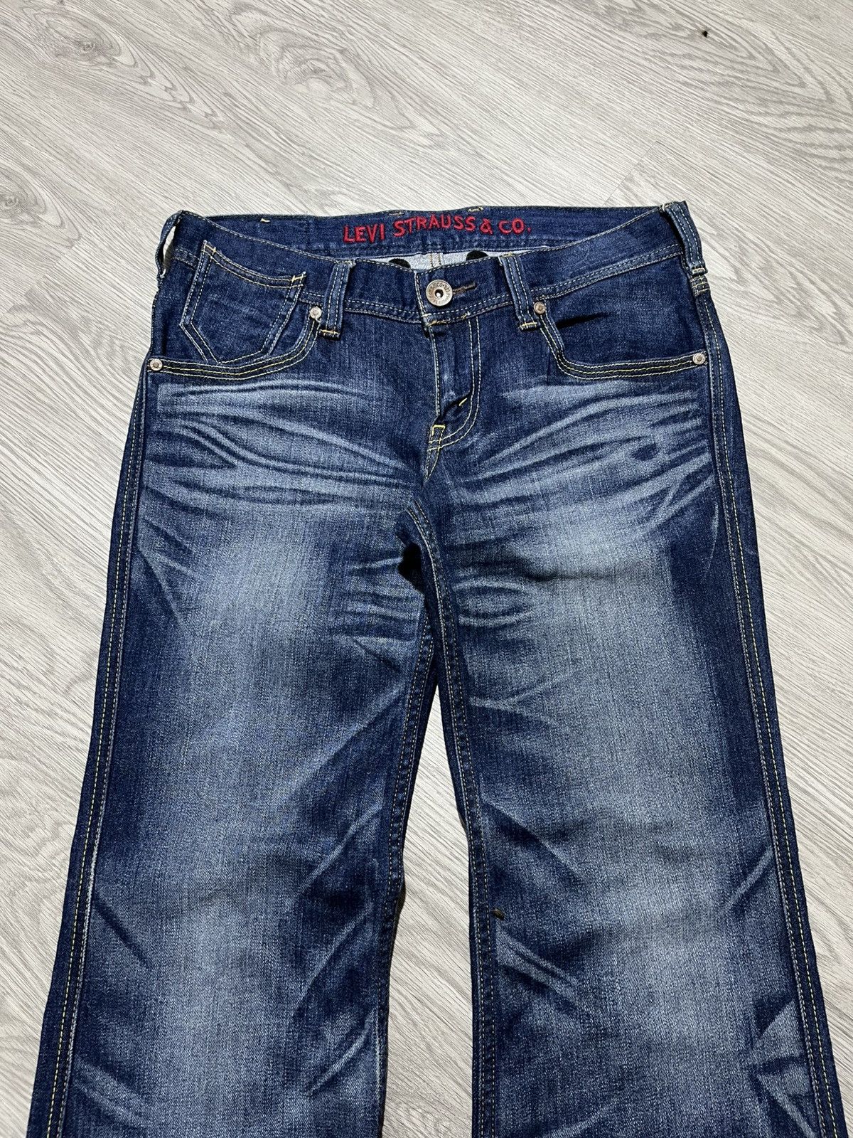 Japanese Brand Vintage Levis Buckleback Bootcut Clawmark Flared Jeans Pants Size US 30 / EU 46 - 3 Thumbnail