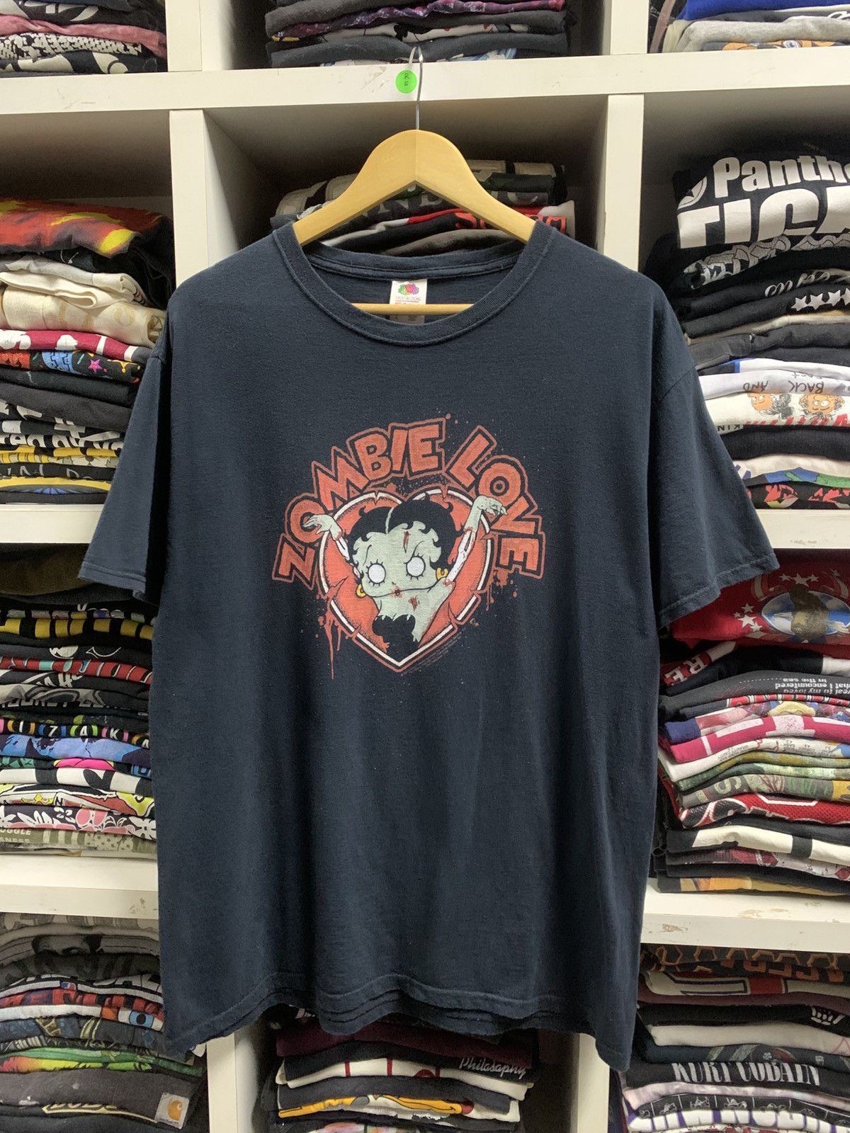 Cartoon Network Vintage 2014 Zombie Love Betty Boop Tee Size US L / EU 52-54 / 3 - 1 Thumbnail