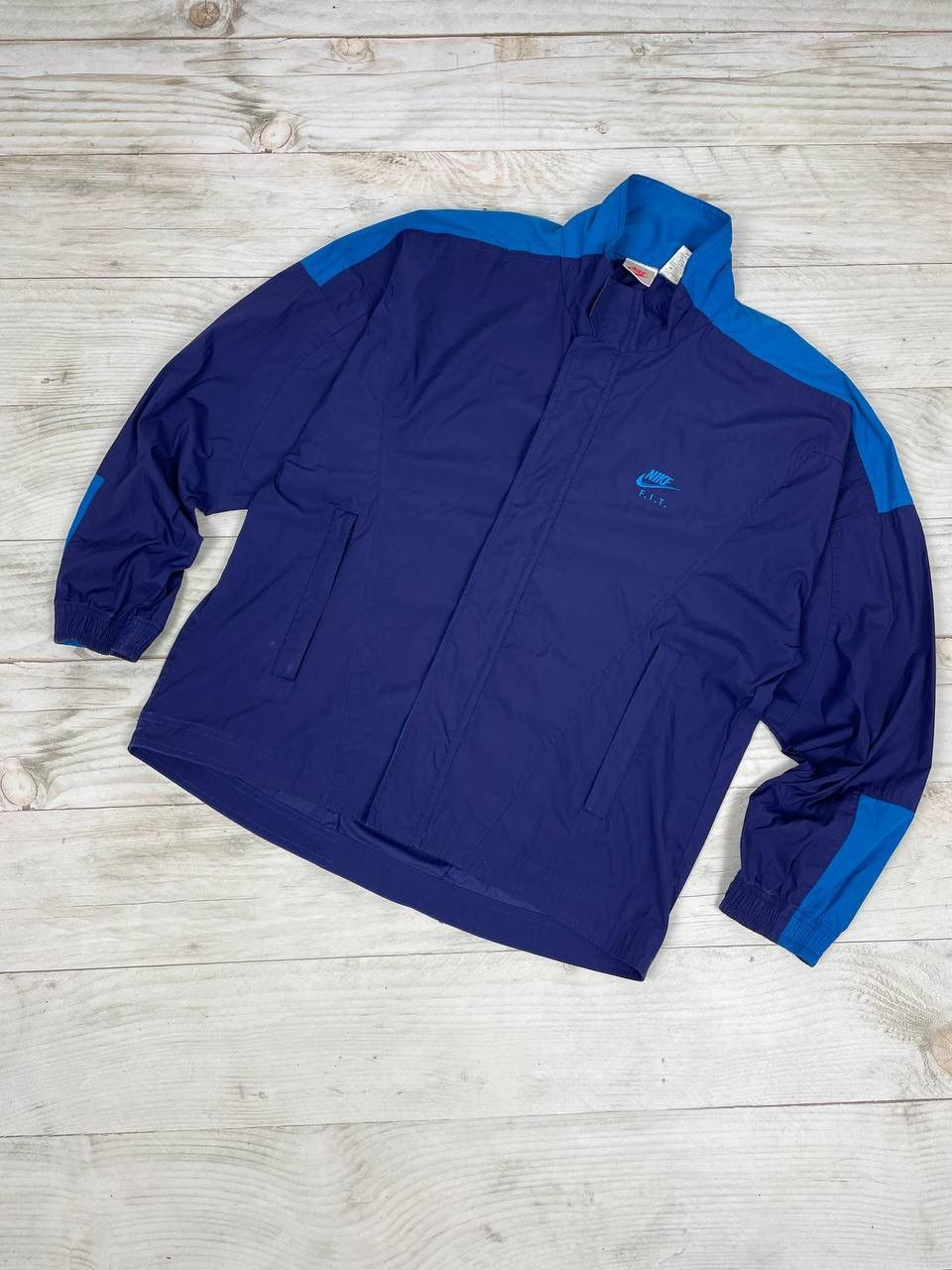Nike Vintage Nike Tracksuit Jacket And Pants Nylon 90s Size US S / EU 44-46 / 1 - 17 Thumbnail