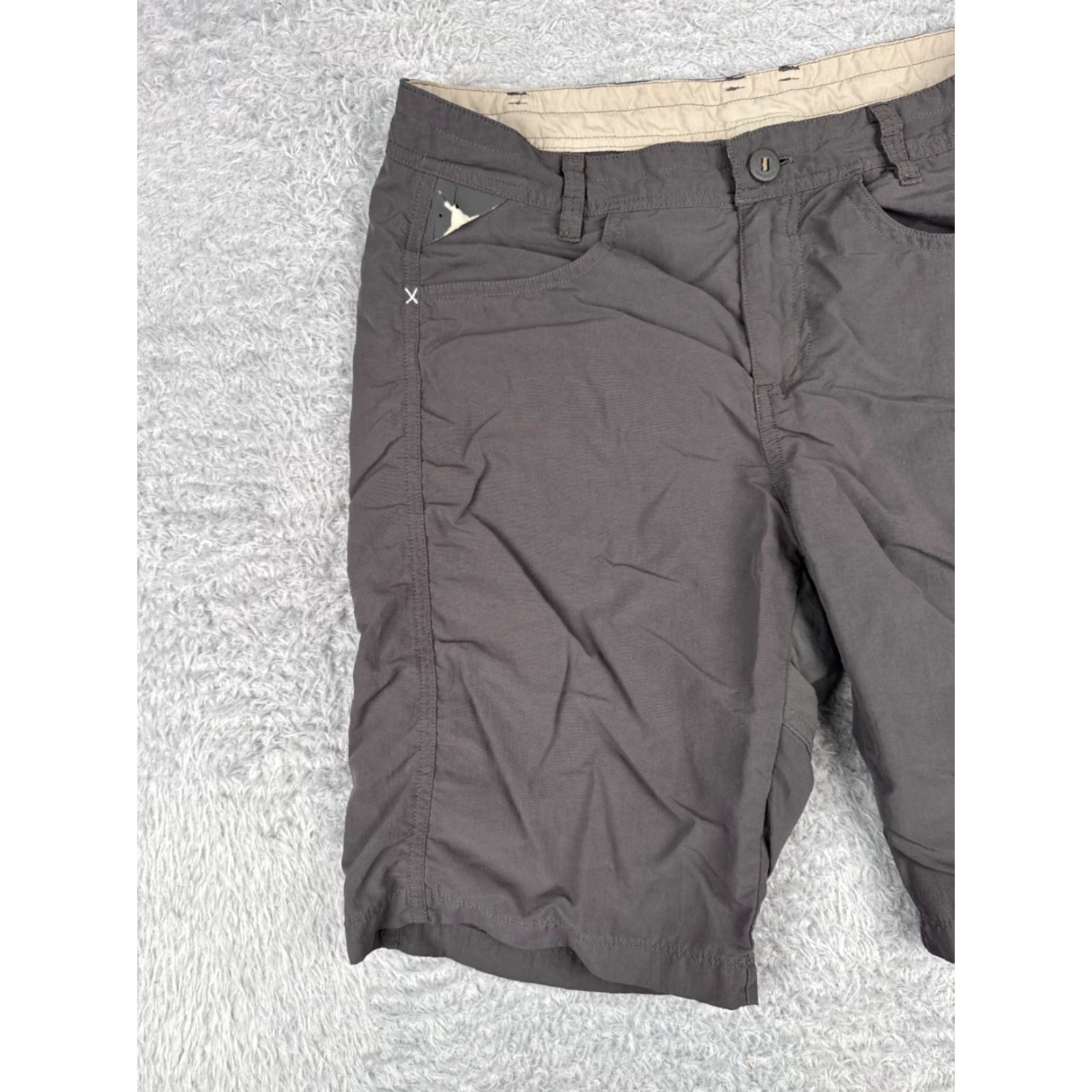 Patagonia Patagonia Shorts Womens 8 Gray Cargo Away From Home Shorts Hike Walk Camp 32x9 Size 30" / US 8 / IT 44 - 2 Thumbnail