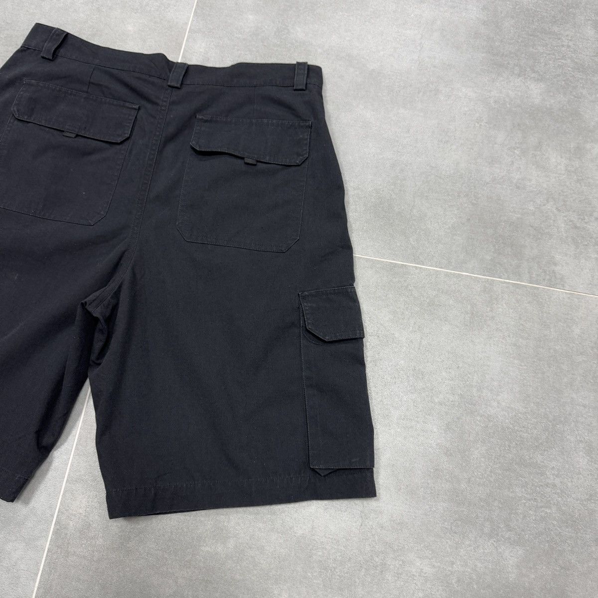 Fubu × Vintage Vintage Fubu Cargo Shorts Size L Size US 32 / EU 48 - 16 Thumbnail