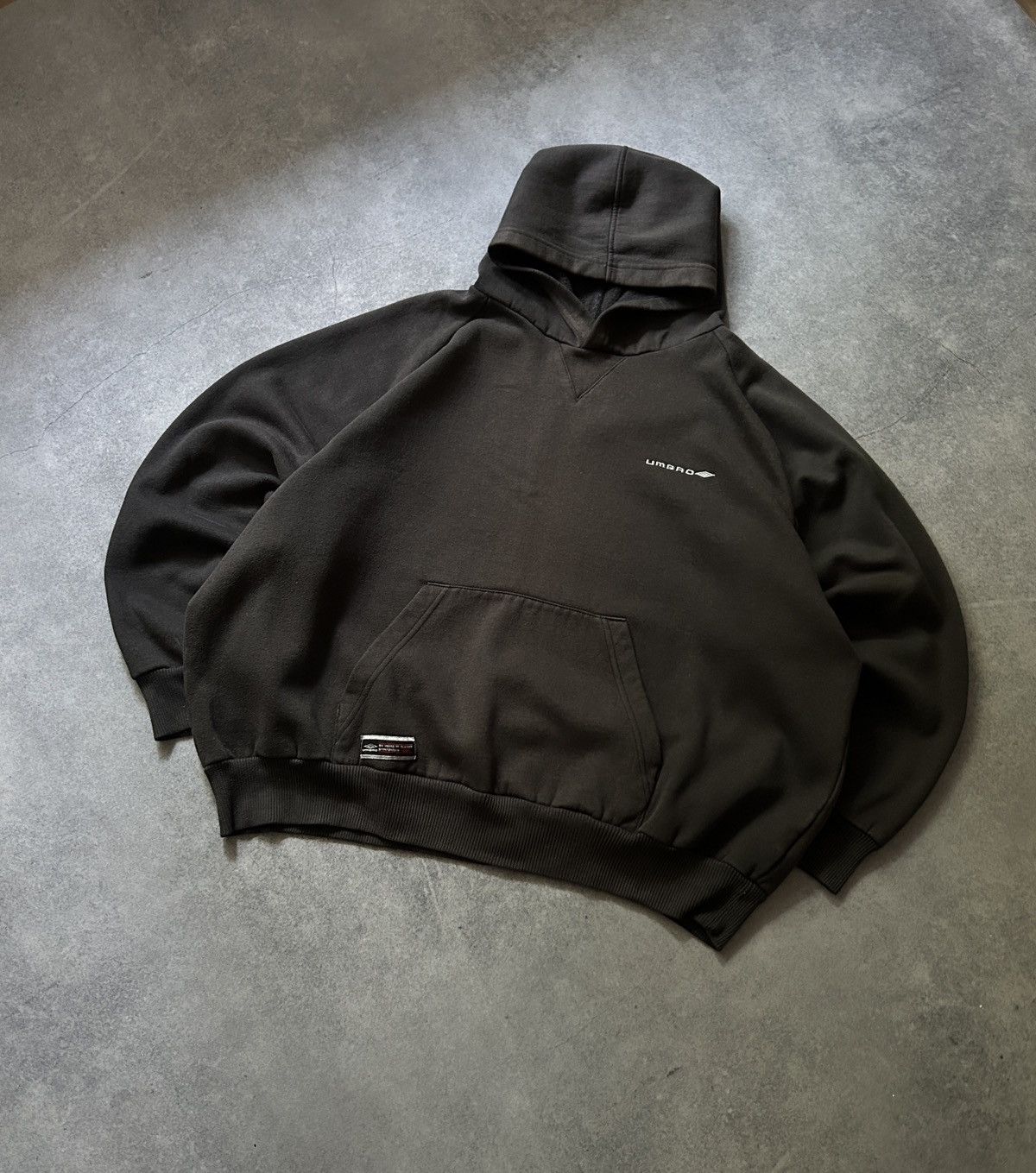 Umbro Vintage Umbro Faded balenciaga style-oversized hoodies Size US M / EU 48-50 / 2 - 2 Thumbnail