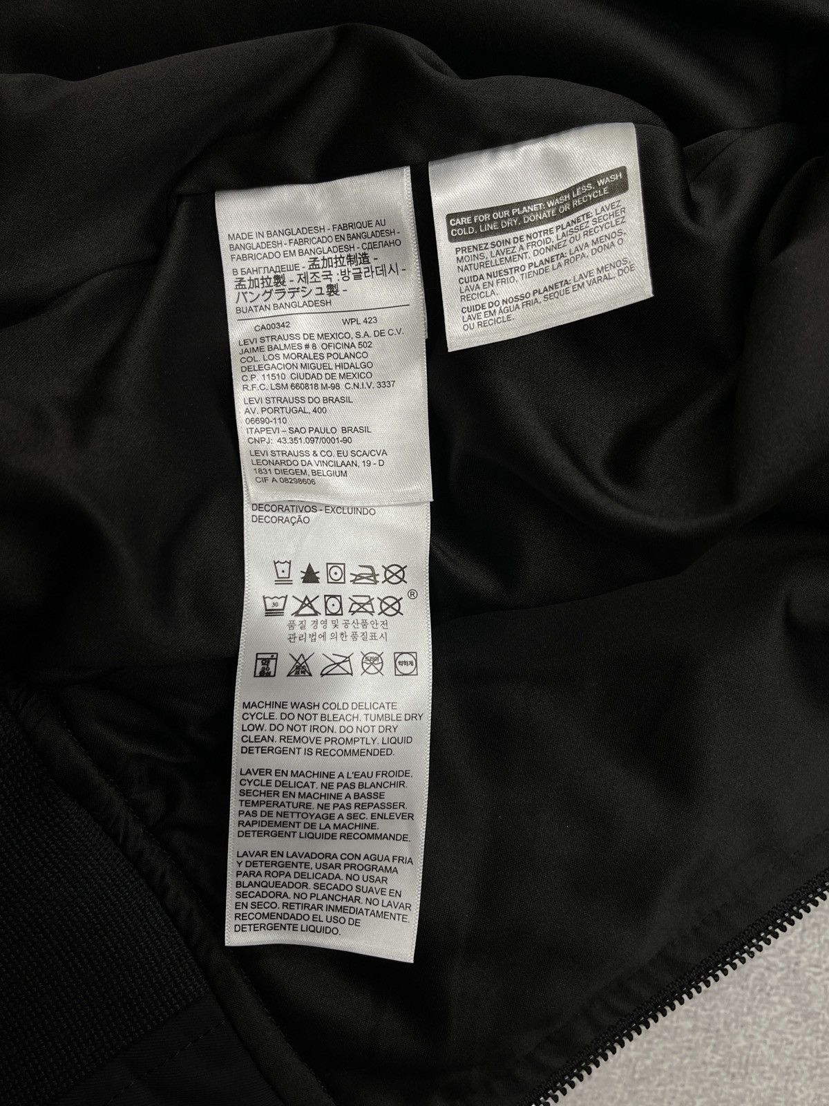 Levi's Mens Levis Black Bomber Jacket Size M Size US M / EU 48-50 / 2 - 10 Thumbnail