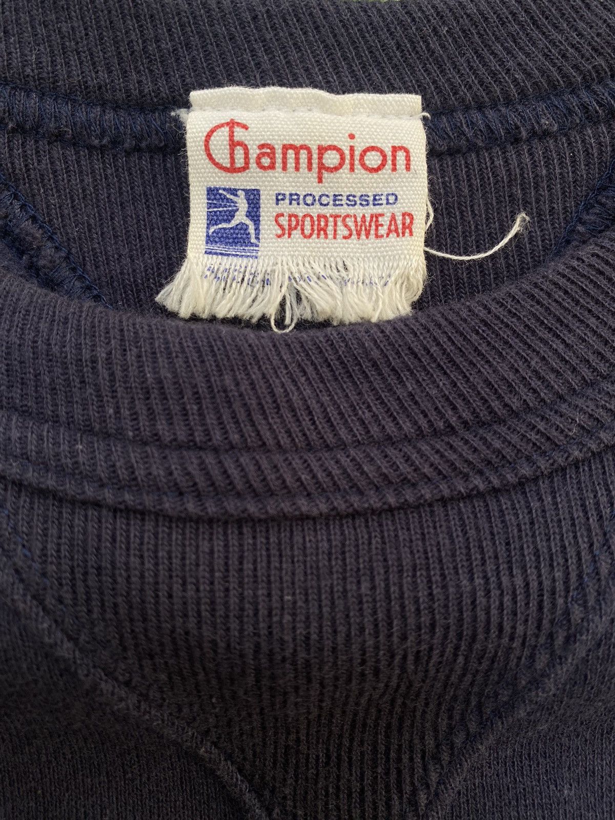 Champion Vintage 80s/90s Champion Running Man V Neck Crewneck Sweats Size US M / EU 48-50 / 2 - 14 Thumbnail