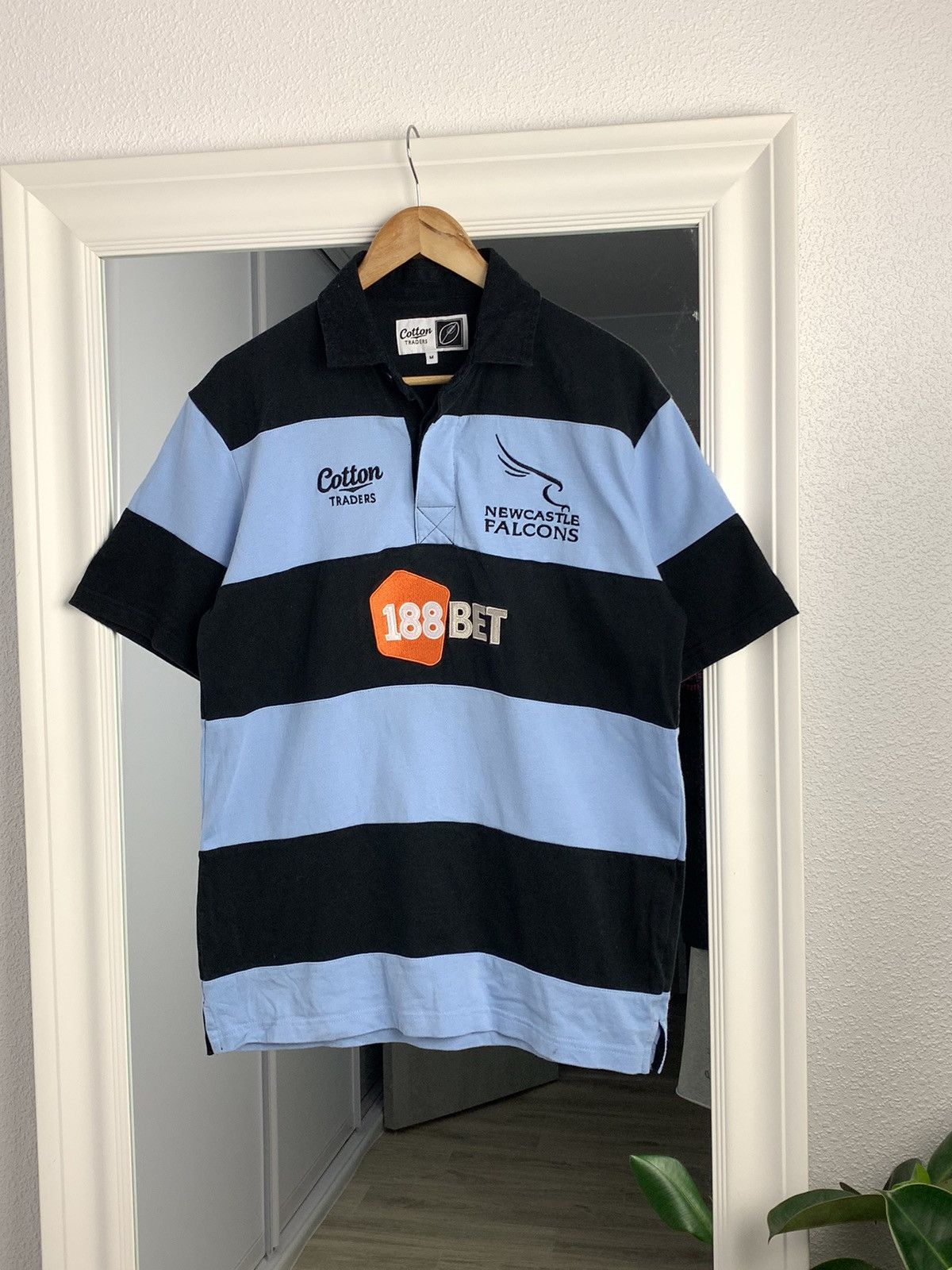 Cotton Traders Vintage Newcastle Falcons Rugby Shirt 2010/2011 Jersey Size US M / EU 48-50 / 2 - 1 Thumbnail