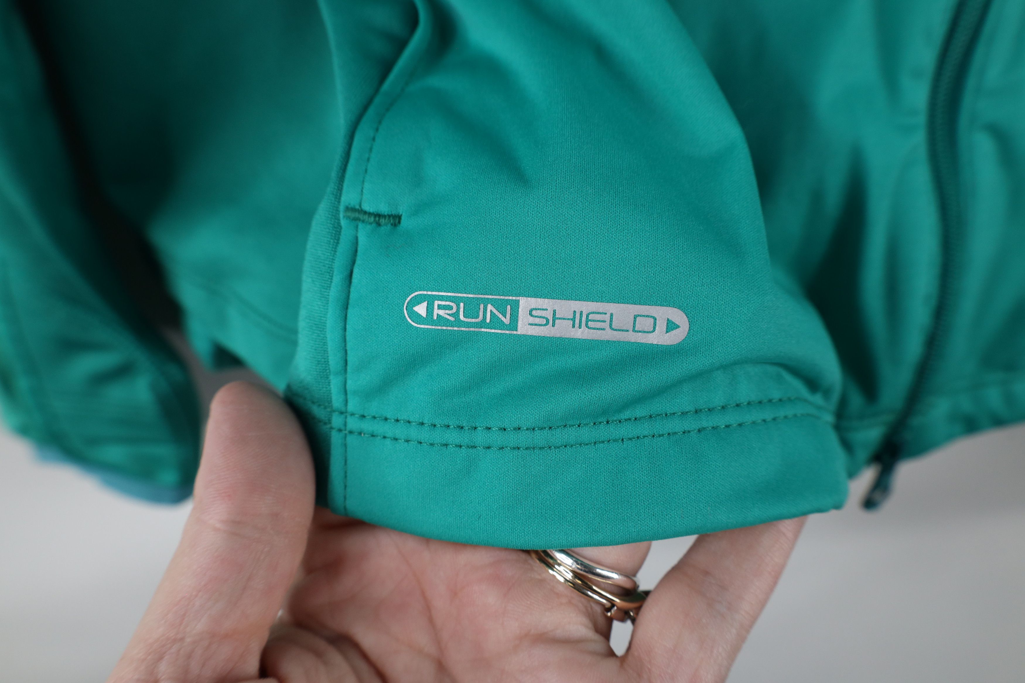 Saucony × Vintage New Saucony Out Run Shield Full Zip Running Nomad Jacket Size L / US 10 / IT 46 - 6 Thumbnail
