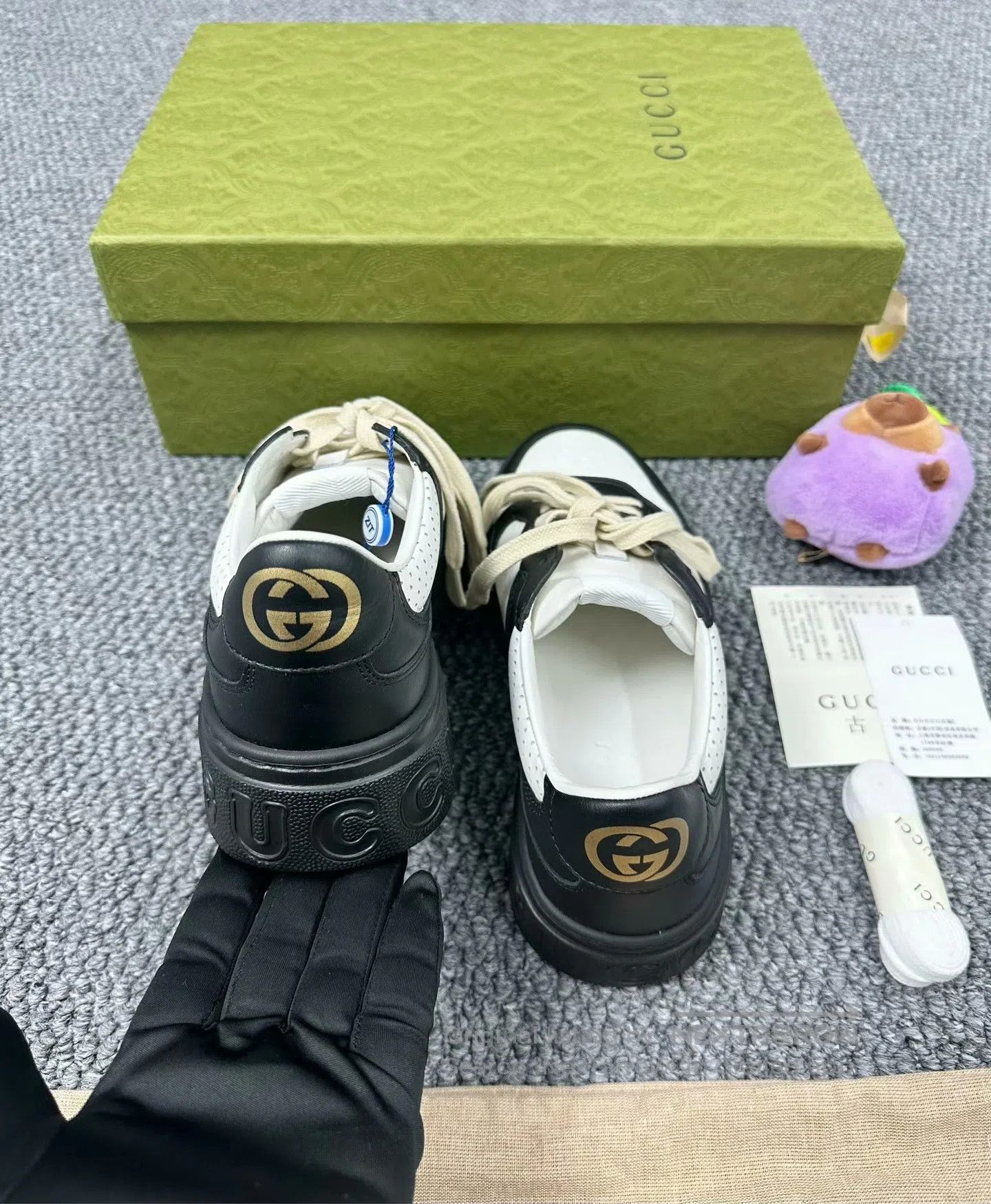 Gucci Guicci Black and white double G panda cookie shoes| Size US 6.5 / EU 39-40 - 4 Thumbnail