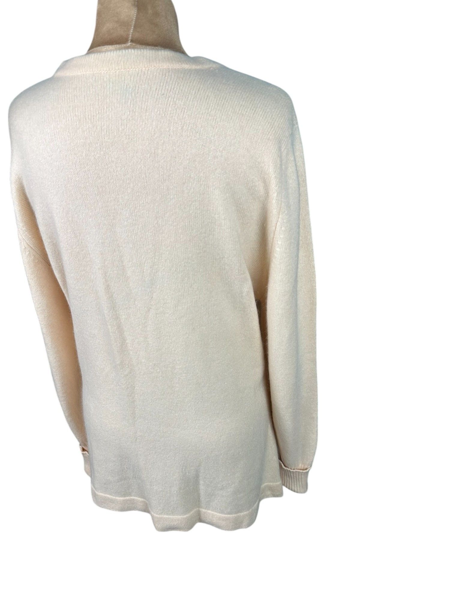 Chanel 90s Chanel 100% Cashmere Cardigan Size XL / US 12-14 / IT 48-50 - 8 Thumbnail