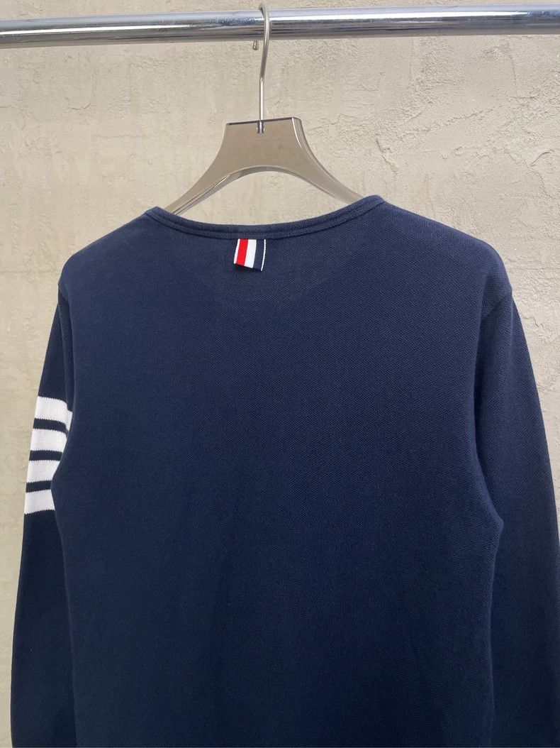 Thom Browne Thom browne Dark blue four-striped round-neck sweatshirt 25 Size US XS / EU 42 / 0 - 5 Thumbnail