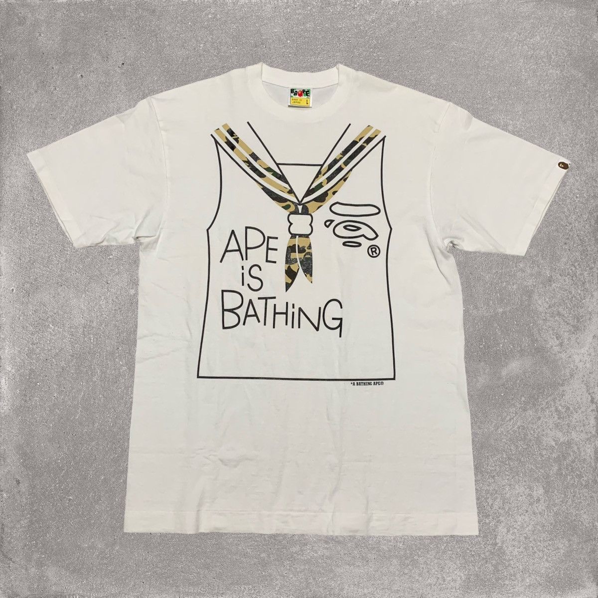 Bape Bape Large 1st Camo Tie Graphic White Tee A Bathing Ape 2009 Size US L / EU 52-54 / 3 - 1 Thumbnail