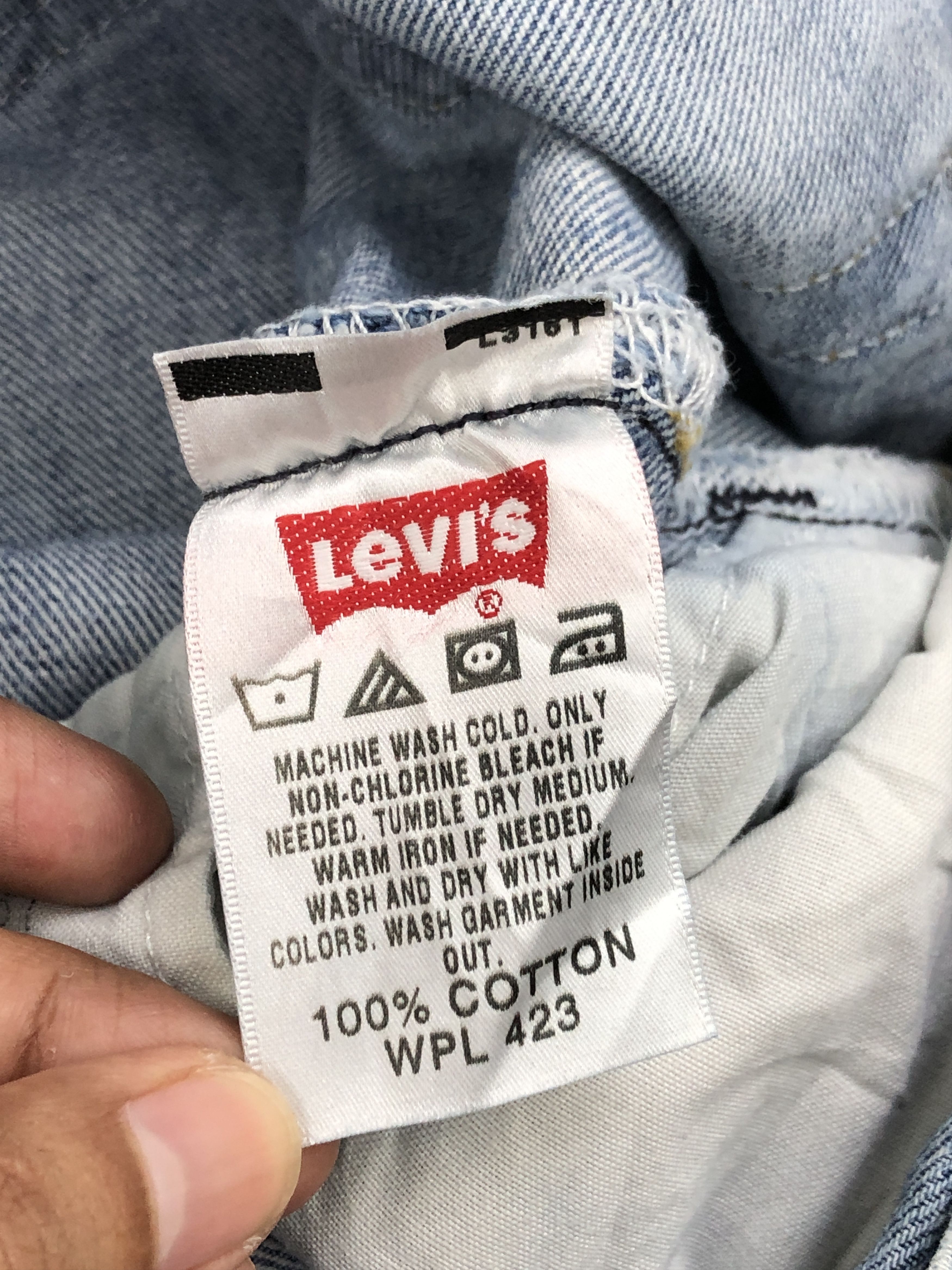 Levi's × Vintage Vintage Levi's 501 Light Blue Washed Jeans Size US 31 - 8 Thumbnail