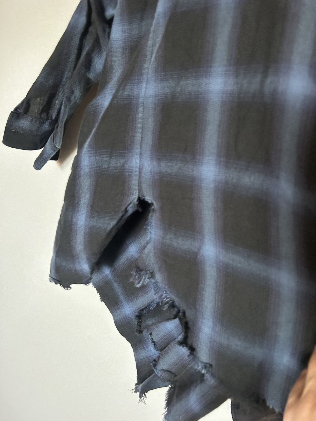 Saint Laurent Paris Saint Laurent Paris Black & Blue Distressed Flannel Size US XS / EU 42 / 0 - 7 Thumbnail