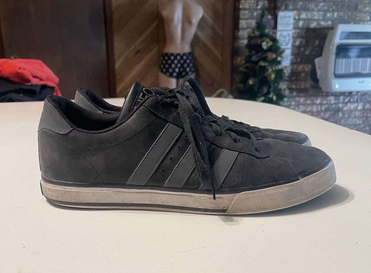 Adidas Adidas Neo SE Men’s 10 Vulc Black Low Top Sneakers Shoes Size US 10 / EU 43 - 1 Thumbnail