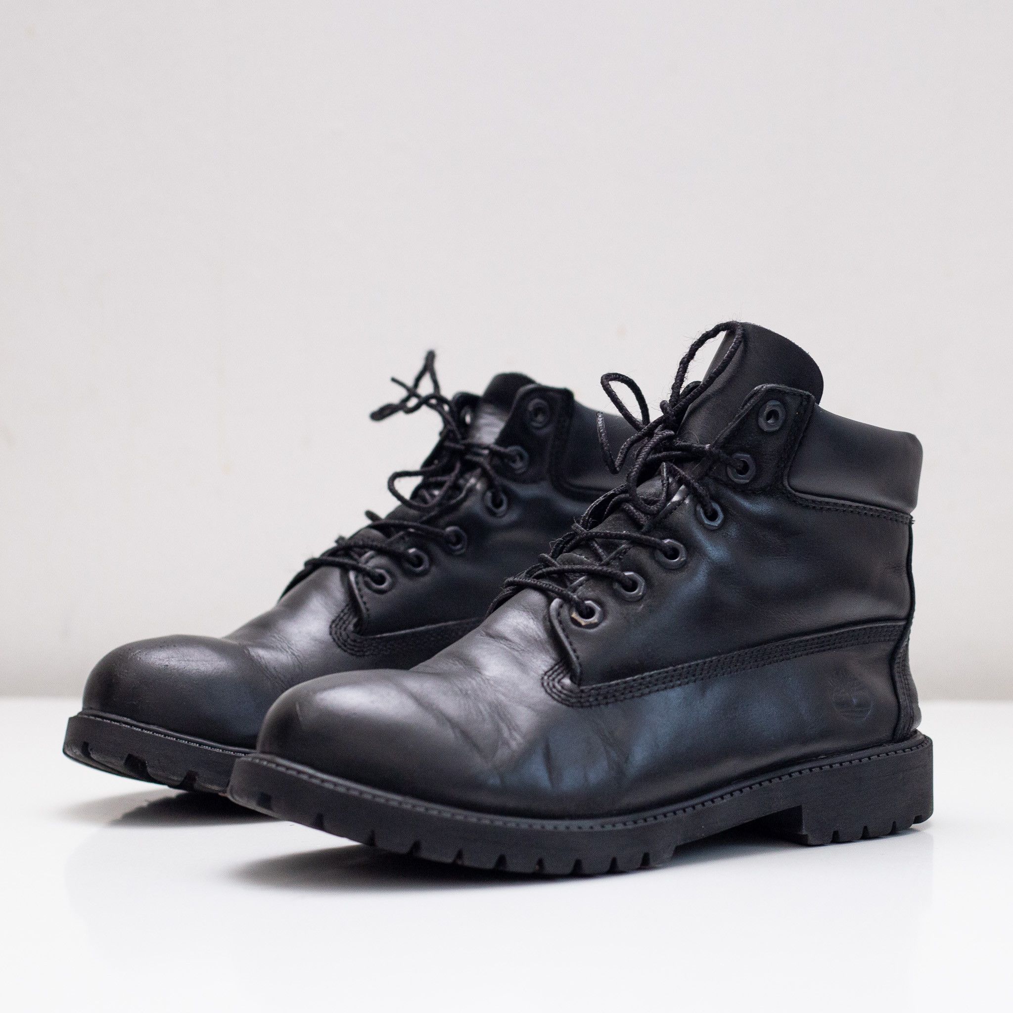 Timberland Timberland Unisex Black Leather Winter Waterproof Boots Size US 6.5 / IT 36.5 - 2 Thumbnail