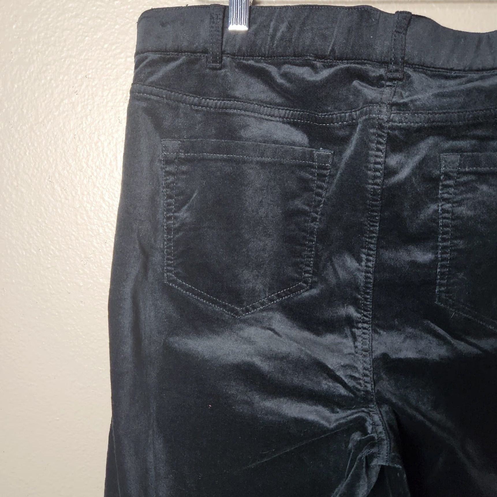 J. Jill J. Jill Black Velveteen High Rise Straight Leg 5 Pocket Pants-Size 16 (NWOT) - Women's Pant, Black, 5 Pocket, High Rise, Straight, NWOT Size 38" / US 16 / IT 52 - 6 Thumbnail