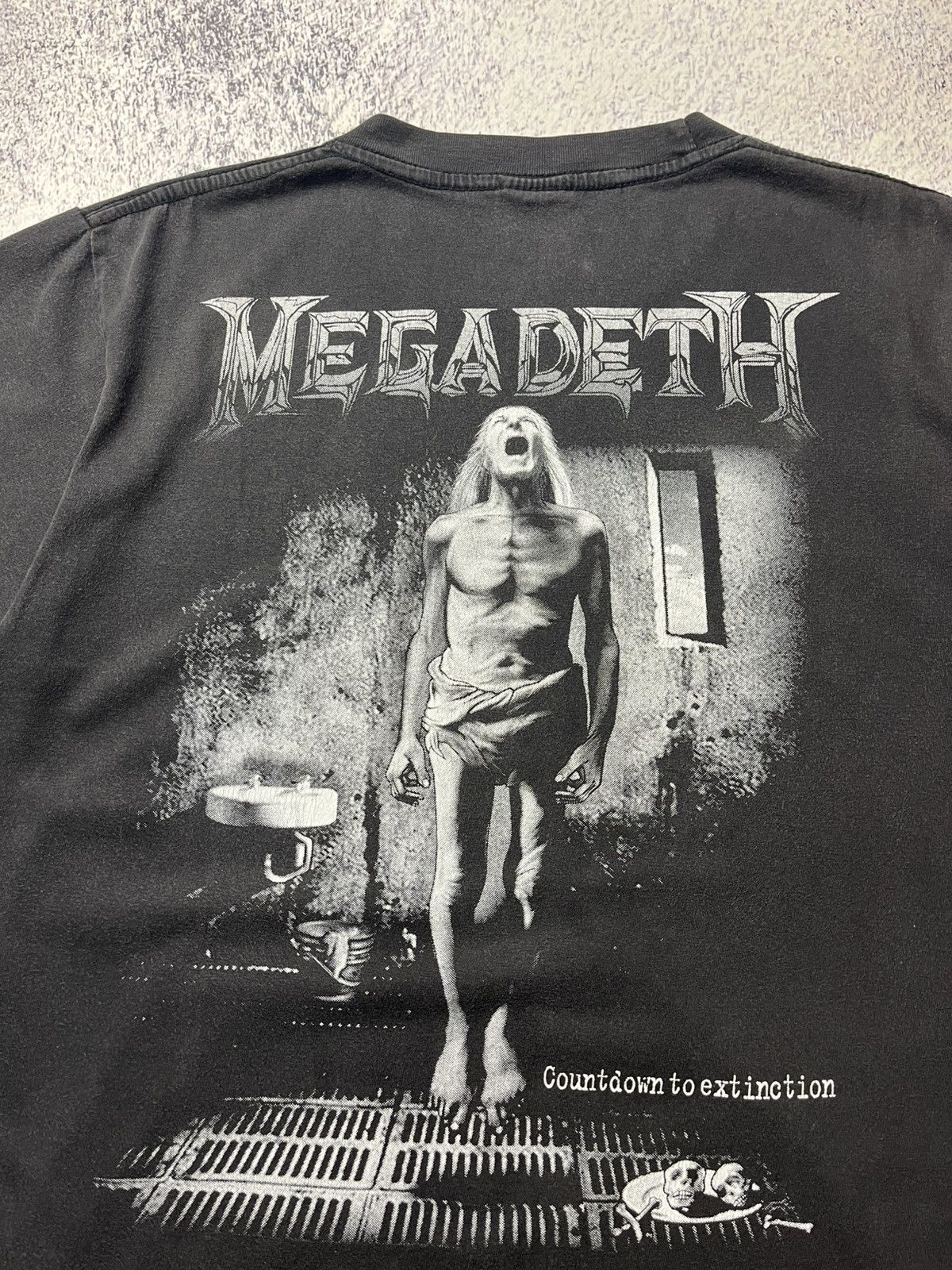 Band Tees Vintage Megadeth T-Shirt Single Stitch Reprint Moder Y2K Size US M / EU 48-50 / 2 - 24 Thumbnail