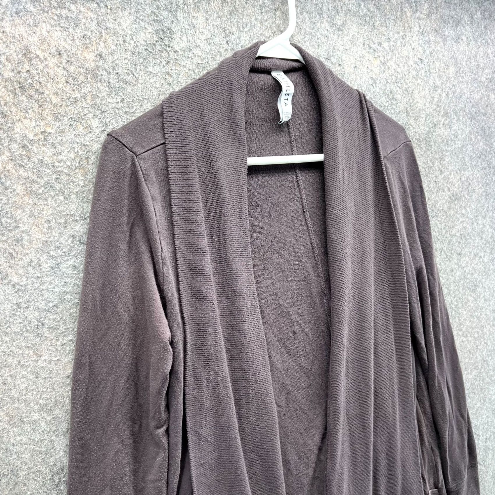 Athleta Athleta Sweater Cardigan Womens XS Purple Solid Fleece Stretch Regular Seasonal All Seasons 77944 Size XS / US 0-2 / IT 36-38 - 7 Thumbnail