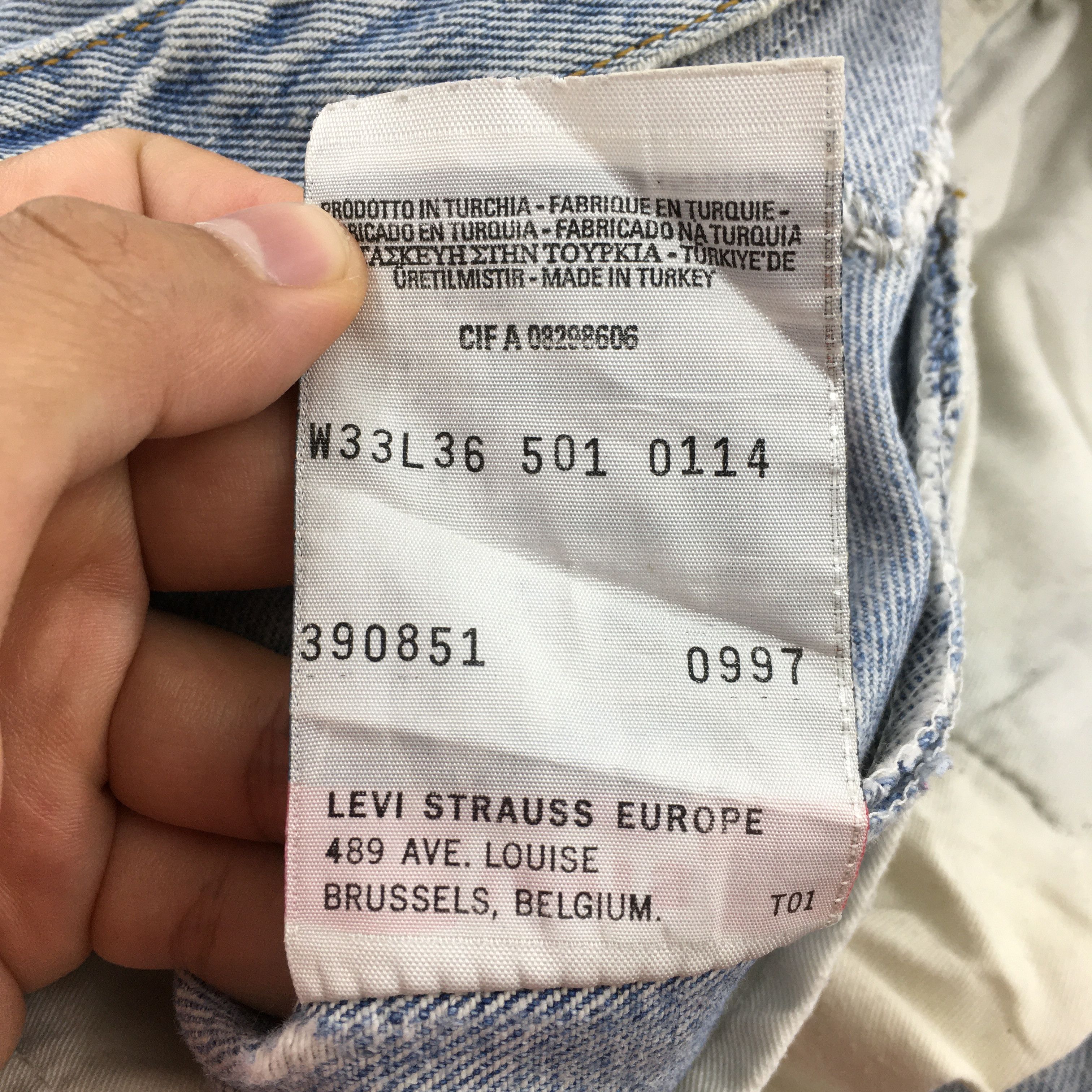 Levi's Size 31x32 Vintage 90s Levi's 501 Faded Blue Jeans S1897 Size US 31 - 14 Thumbnail