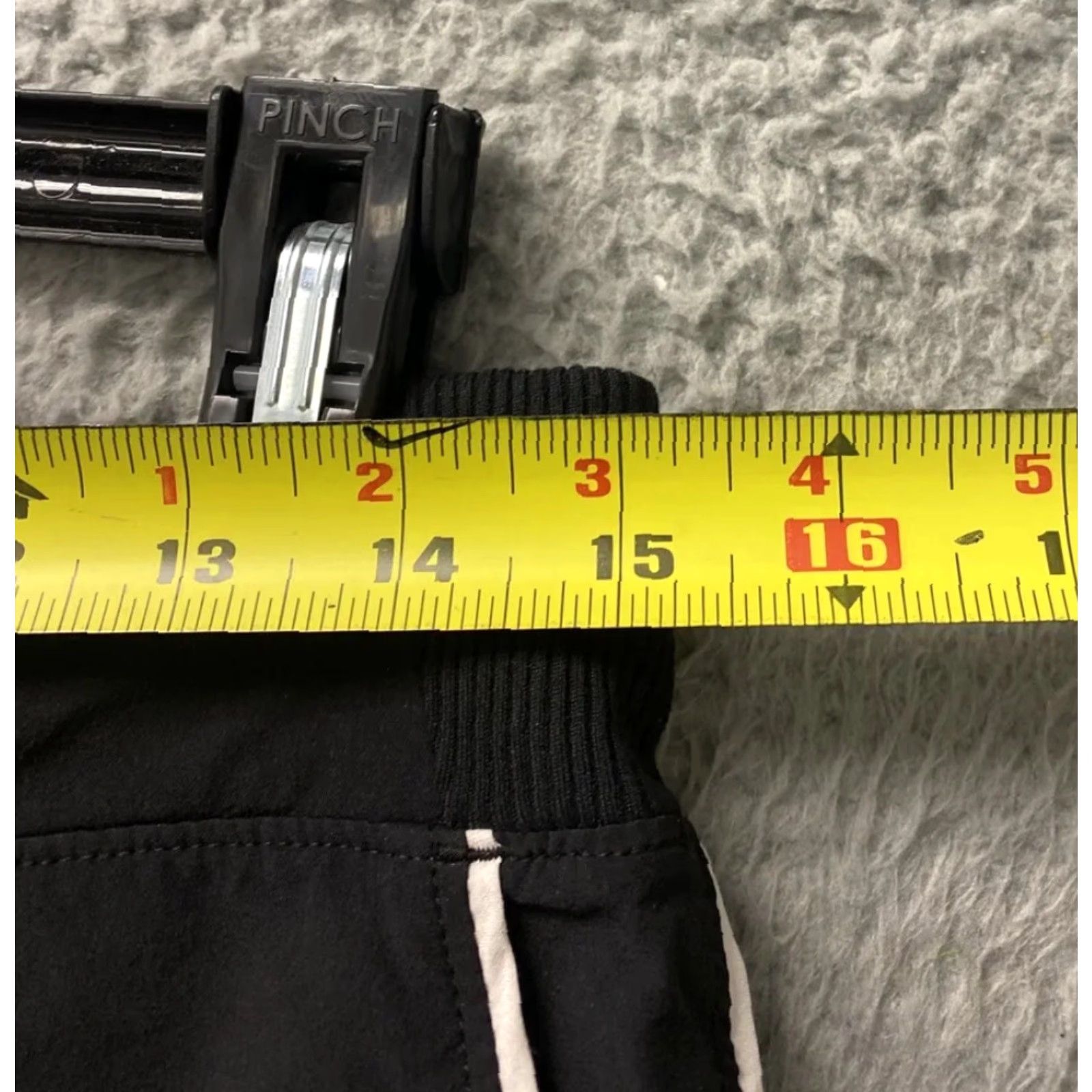 Athleta Athleta Brooklyn Workout Shorts Women Size 6 Black White /107-44 Size 28" / US 6 / IT 42 - 3 Thumbnail