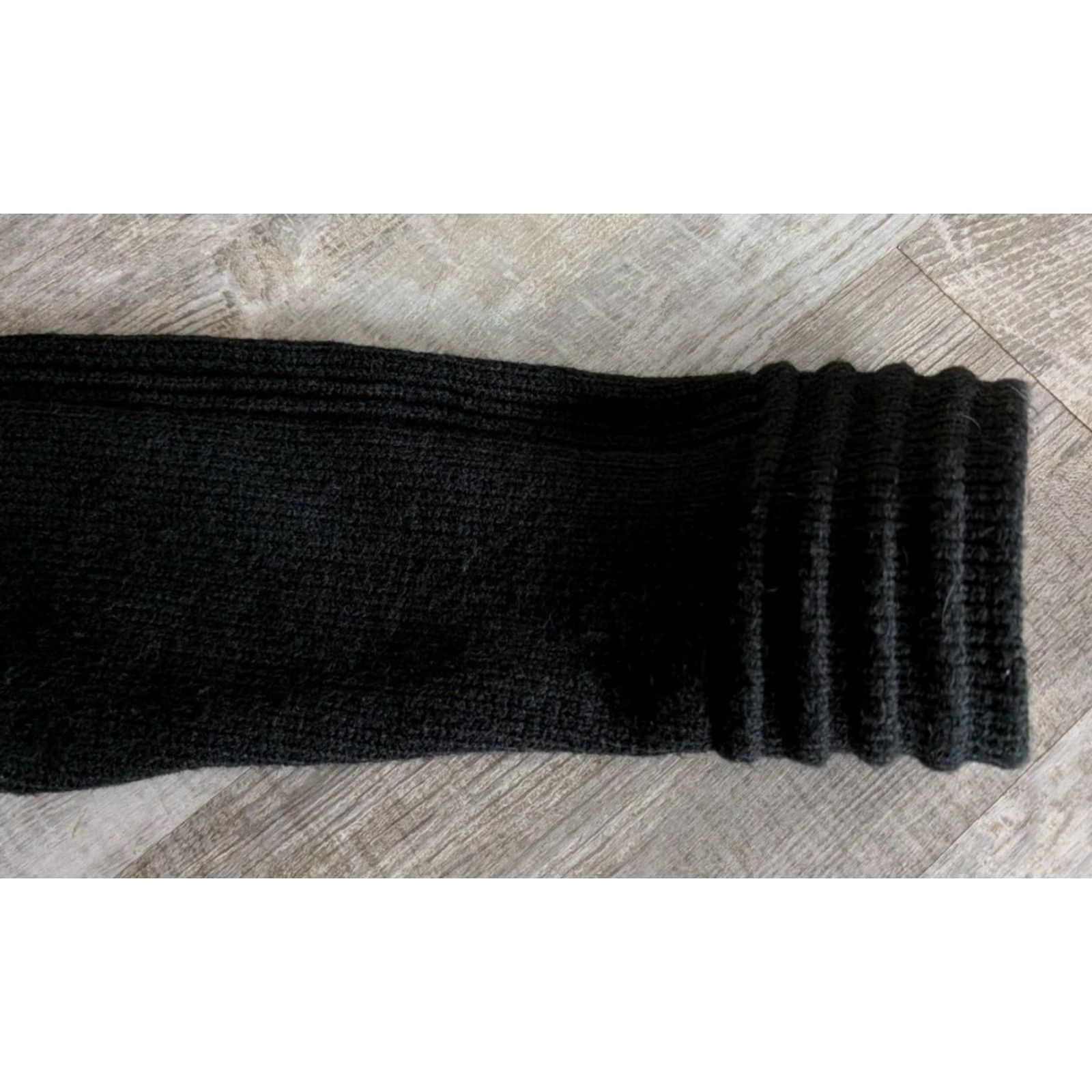 Vintage Through The Country Door Women's Cardigan Sweater Black Embroidered Floral Pillow Collar Size M Casual Size M / US 6-8 / IT 42-44 - 7 Thumbnail