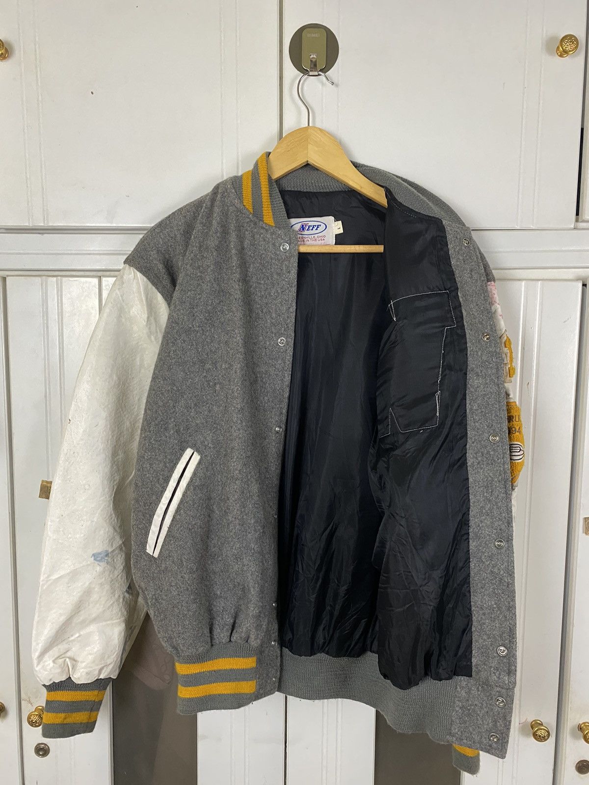 NEFF Vintage NEFF Varsity Wool Leather Jacket 1994 Size US L / EU 52-54 / 3 - 3 Thumbnail