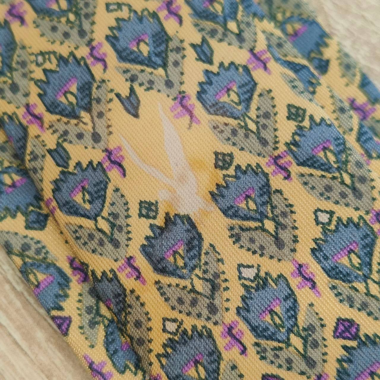 Hermes Hermes Paris Silk Tie 7184 UA Flowers Birds Yellow Size ONE SIZE - 5 Thumbnail