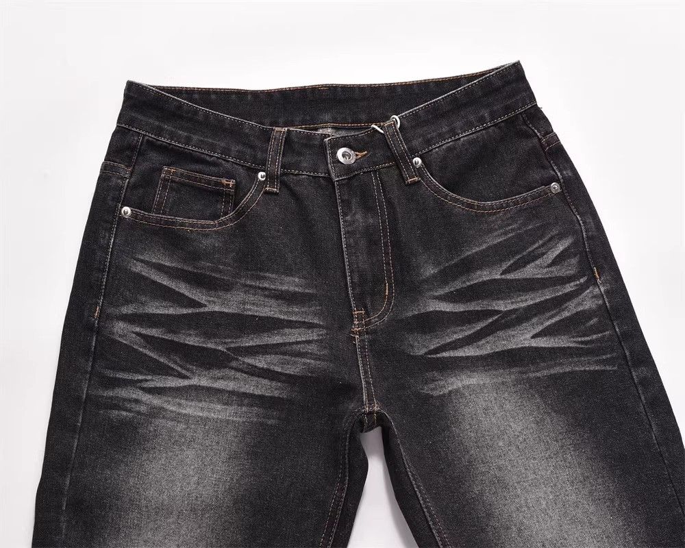 Japanese Brand Washed embossed straight trendy casual wide-leg jeans Size US 32 / EU 48 - 3 Thumbnail