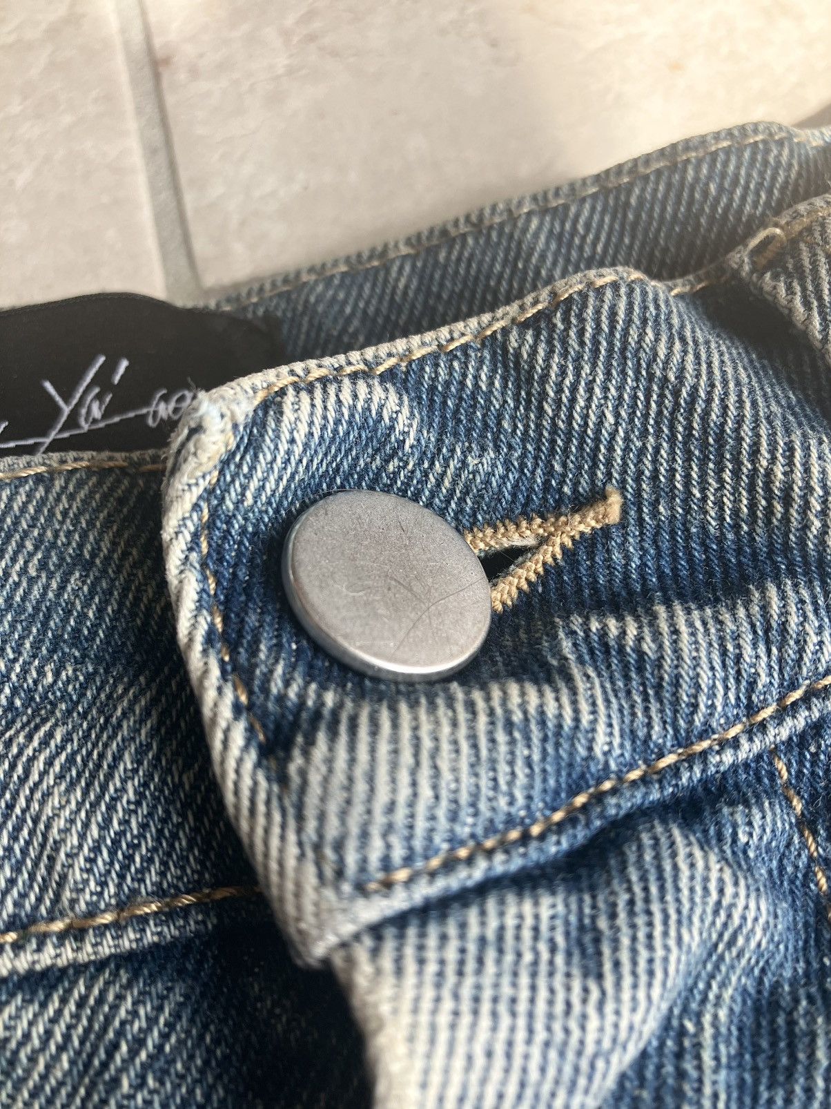 Andrea Ya'aqov Andrea Ya‘Aqov Faded wash baggy Jeans Size US 31 - 8 Thumbnail