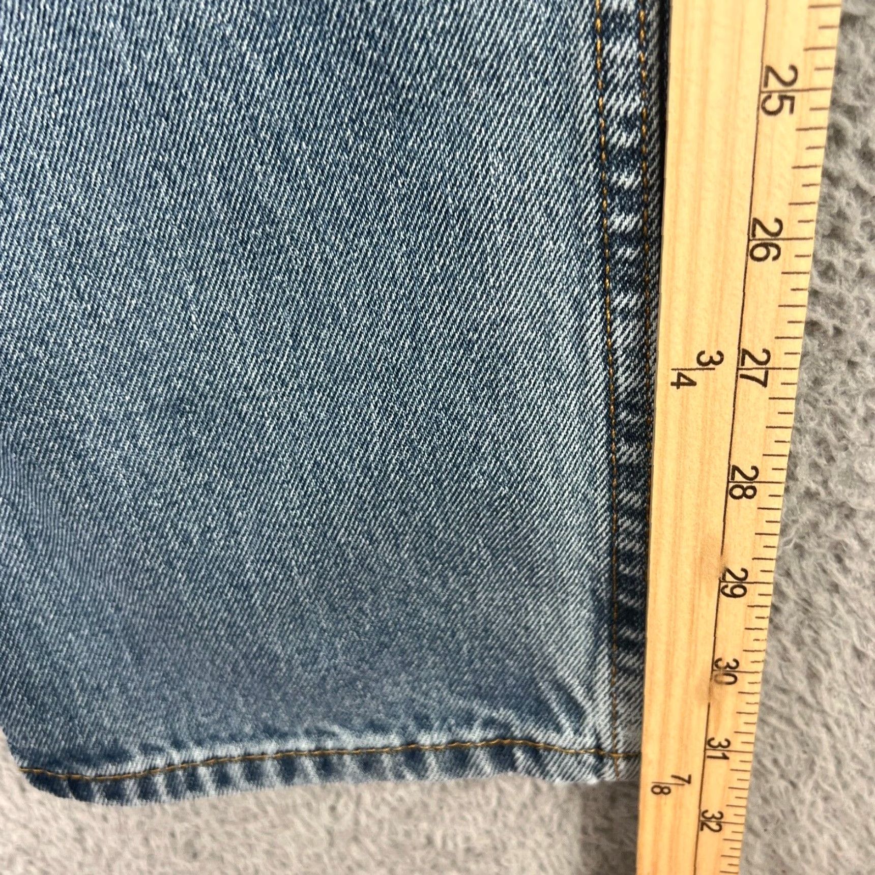 Levi's VINTAGE Levi's 550 Jeans Mens 29x31 Relaxed Fit Distressed Straight Leg Grunge Y2K Blue Size US 29 - 2 Thumbnail