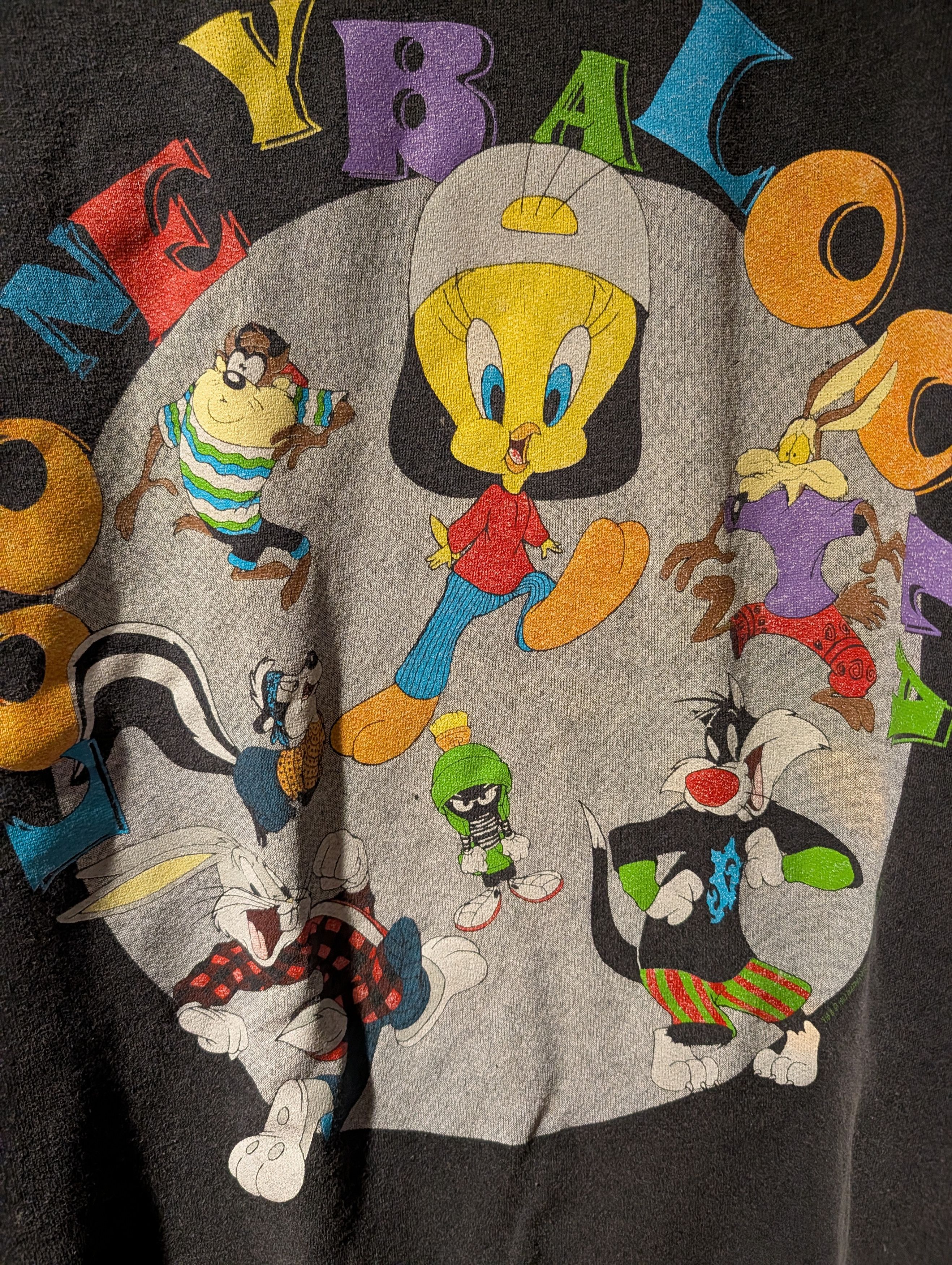 Cartoon Network Vintage 1993 Looney Tunes Balooza Characters Sweatshirt Size US XL / EU 56 / 4 - 2 Thumbnail