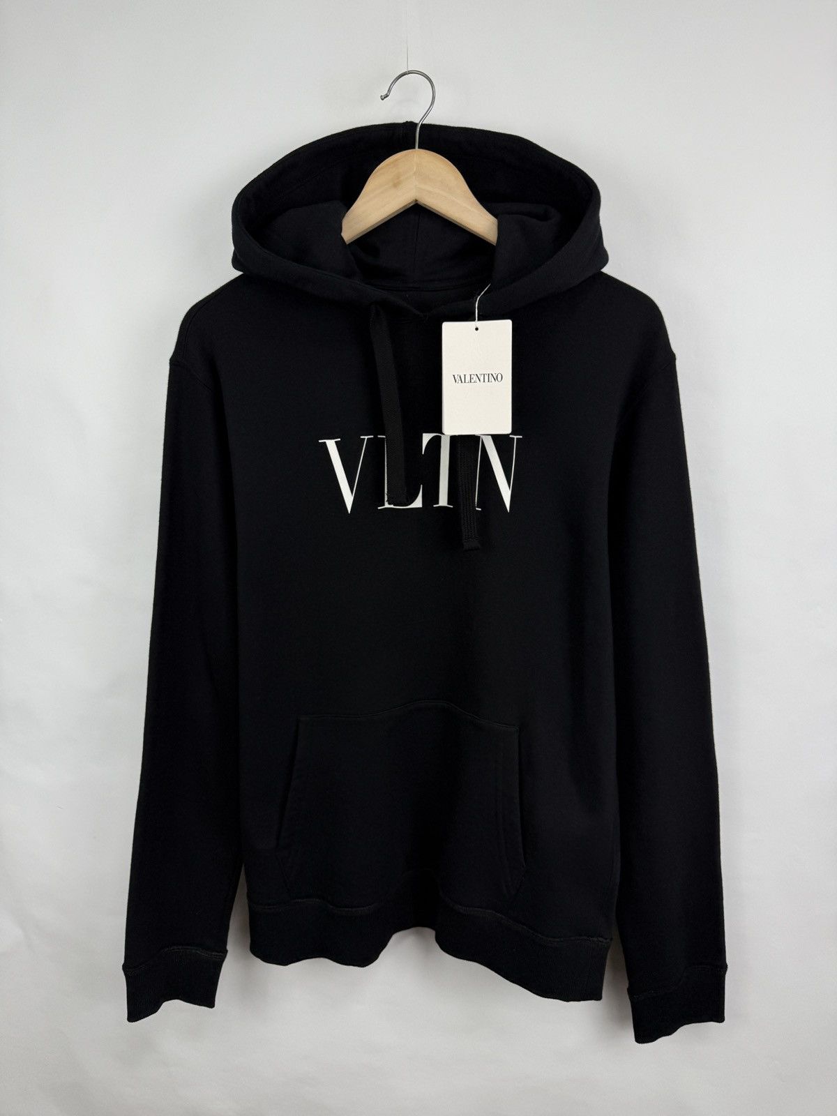 Valentino 🇮🇹 NEW❗️ Valentino VLTN Hoodie Made in Italy Size M Size US M / EU 48-50 / 2 - 7 Thumbnail