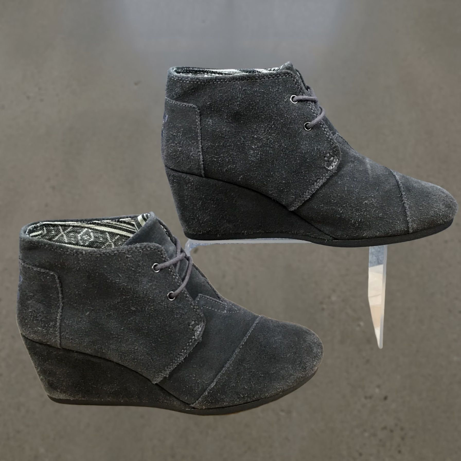 Toms TOMS Womens 9.5 Desert Gray Lace Up Casual Ankle Wedge Heels 300515 - Great Condition Size L / US 10 / IT 46 - 1 Thumbnail