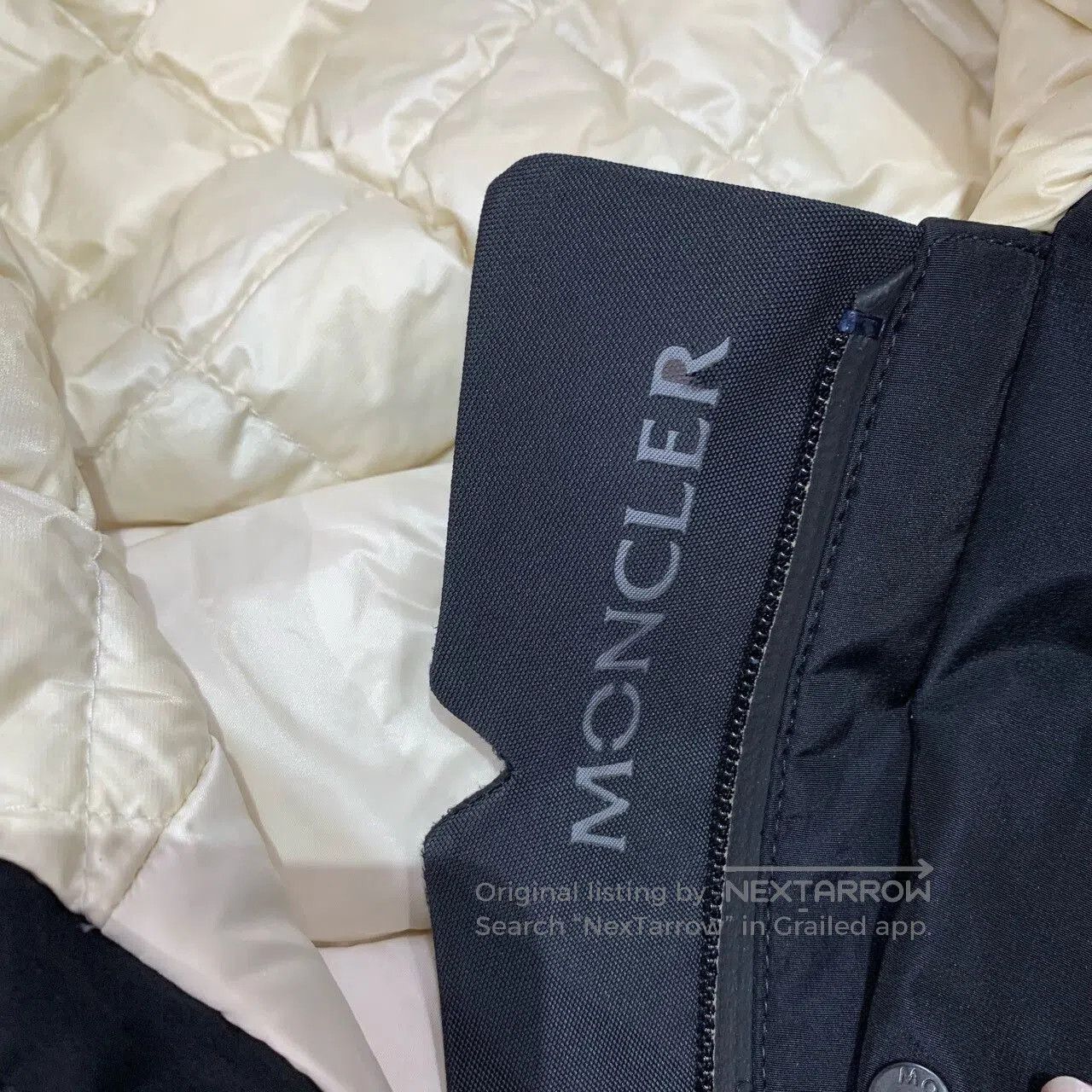 Moncler Moncler Black Women's Down Jacket. Size S / US 4 / IT 40 - 7 Thumbnail