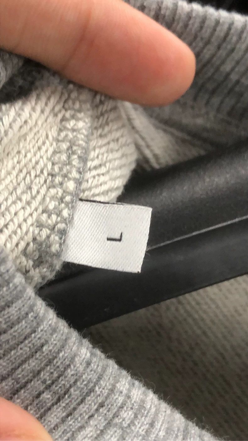 Loewe LOEWE Chest embroidered Logo round neck hoodie grey Size L / US 10 / IT 46 - 9 Thumbnail