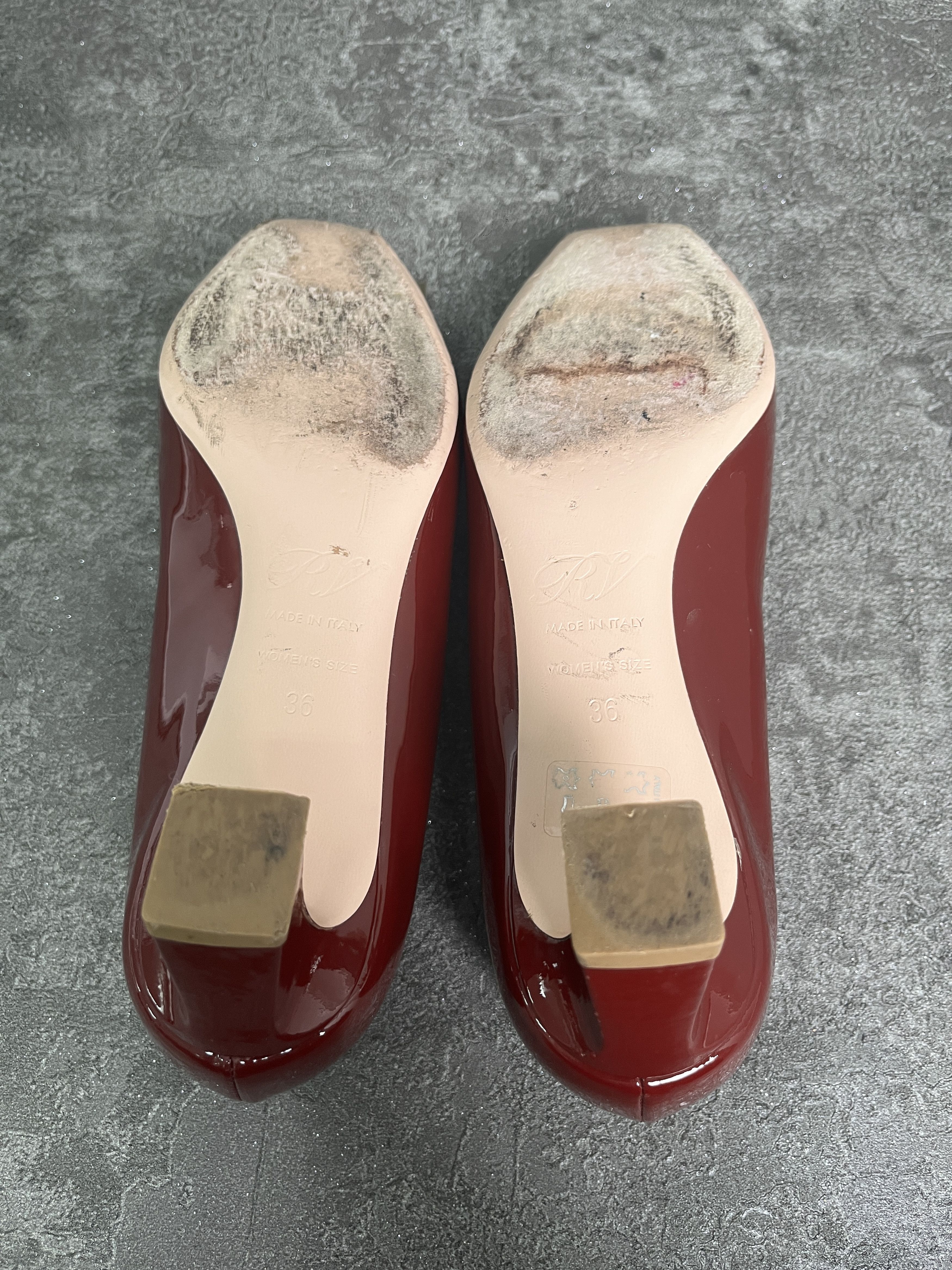 Roger Vivier Roger Vivier Burgundy Patent Pumps Size US 6 / IT 36 - 8 Thumbnail