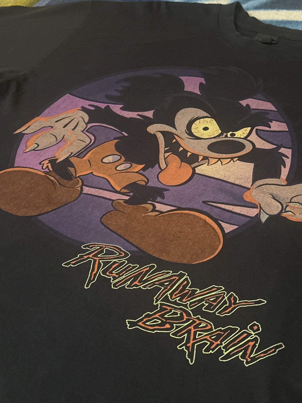 Mickey Mouse × Streetwear M.A.D. Runaway Brain Bootleg Tee Mickey Mouse × Streetwear M.A.D. Runaway Brain Bootleg Tee