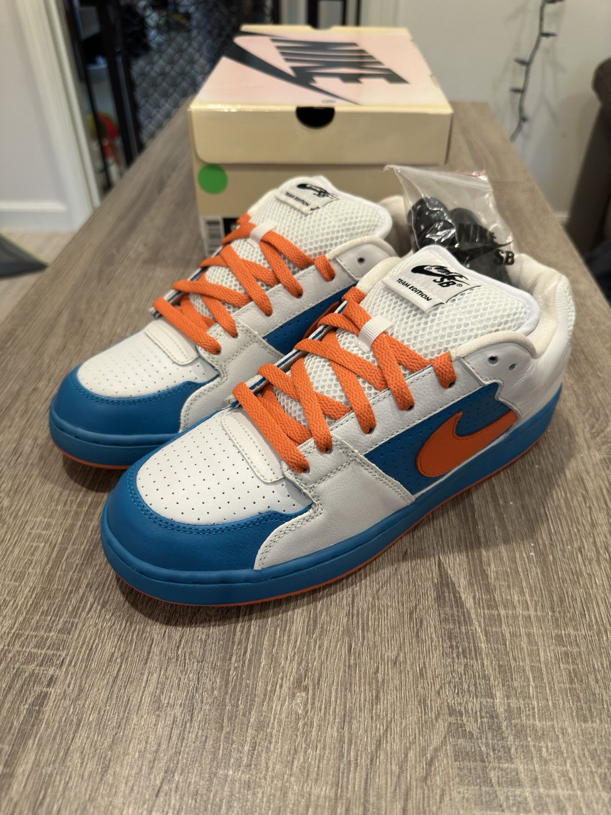 Nike Nike SB Team Edition Size US 9.5 / EU 42-43 - 1 Thumbnail