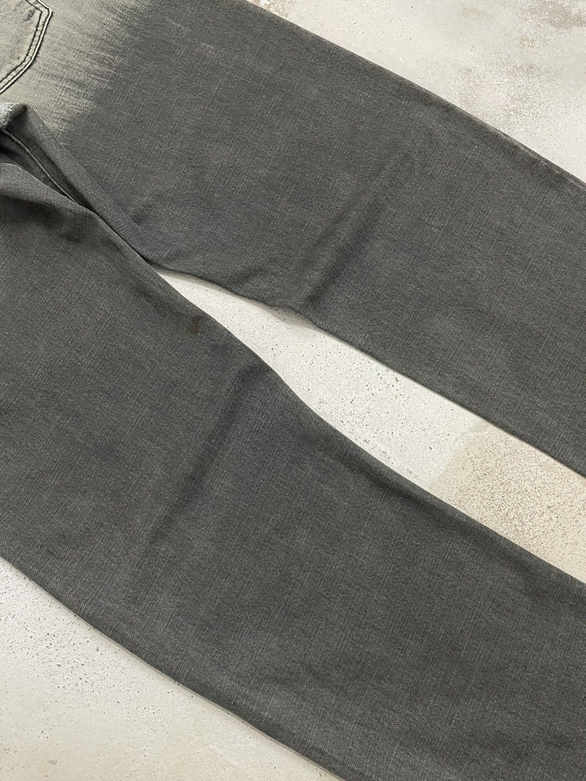 Emporio Armani Emperio Armani Distress Repaired Two Tone Denim Buttonfly Size US 35 - 10 Thumbnail