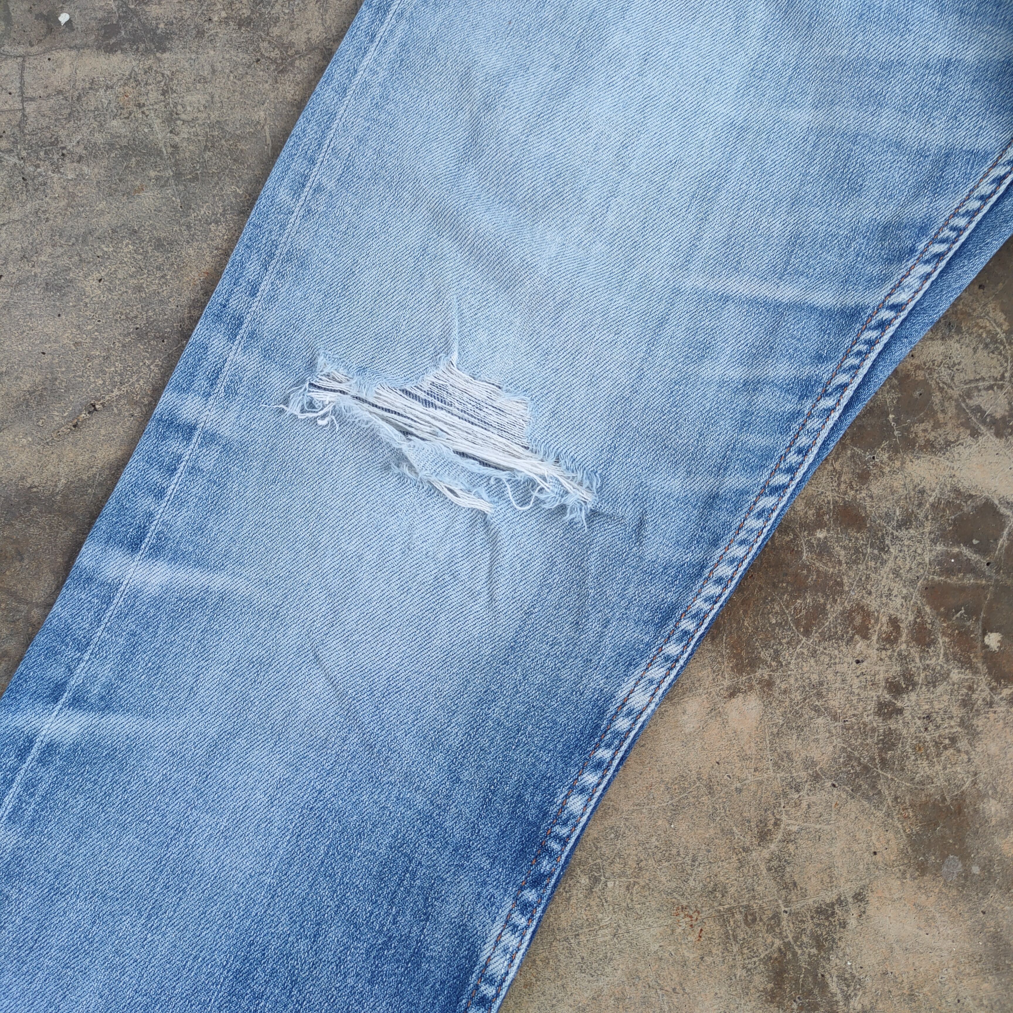 DENHAM VINTAGE DENHAM SKINNY BUTTON FLY FADED RIPPED JEANS PANTS Size US 31 - 5 Thumbnail