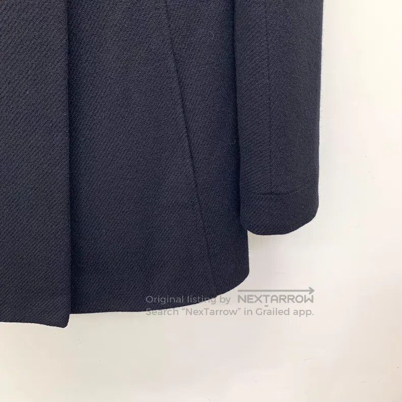 Louis Vuitton Louis Vuitton Black Wool Lapel Long Sleeve Coat Size XS / US 0-2 / IT 36-38 - 4 Thumbnail