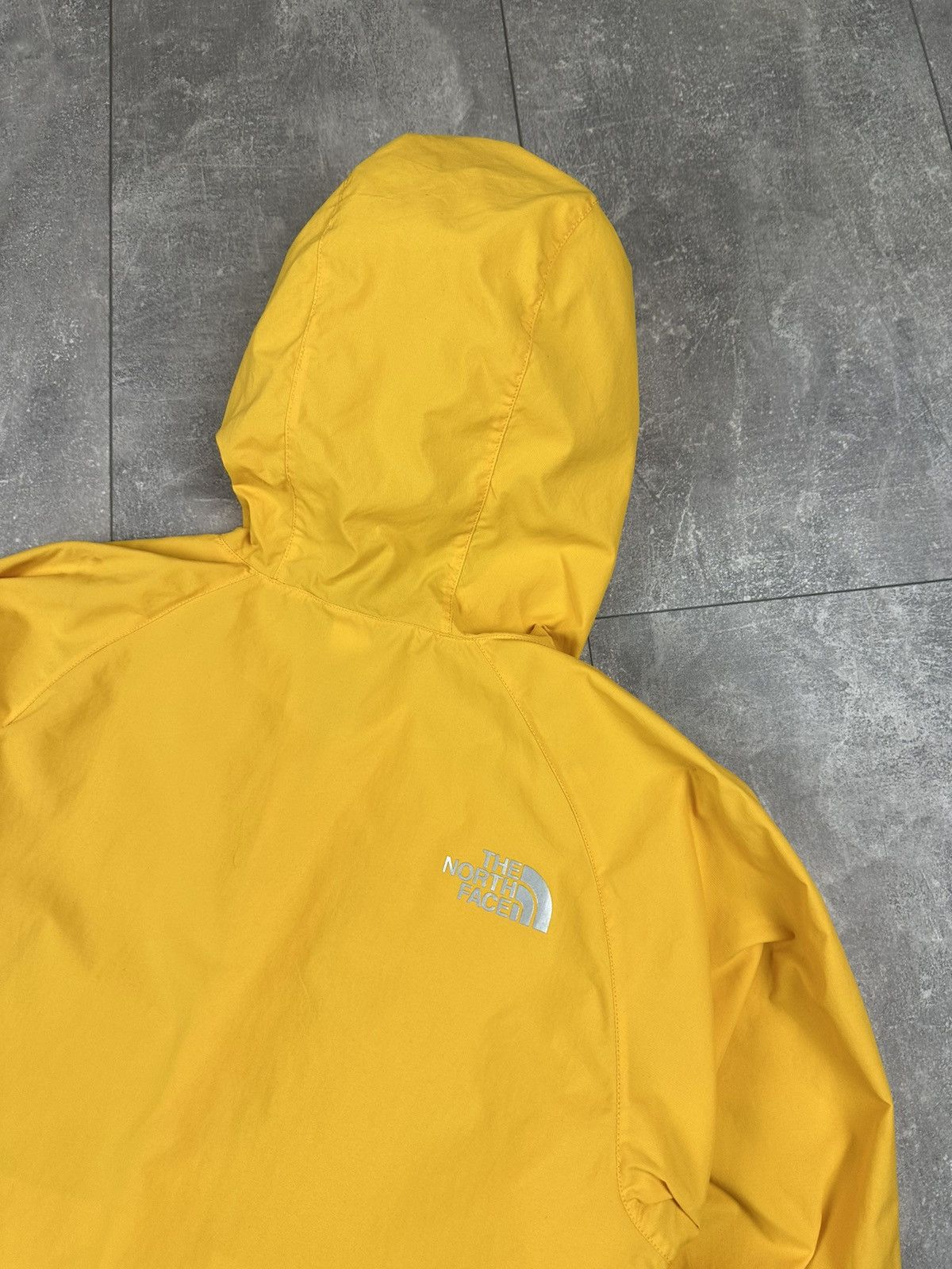 The North Face Mens The North Face Outdoor Yellow Light Jacket Size US XS / EU 42 / 0 - 11 Thumbnail