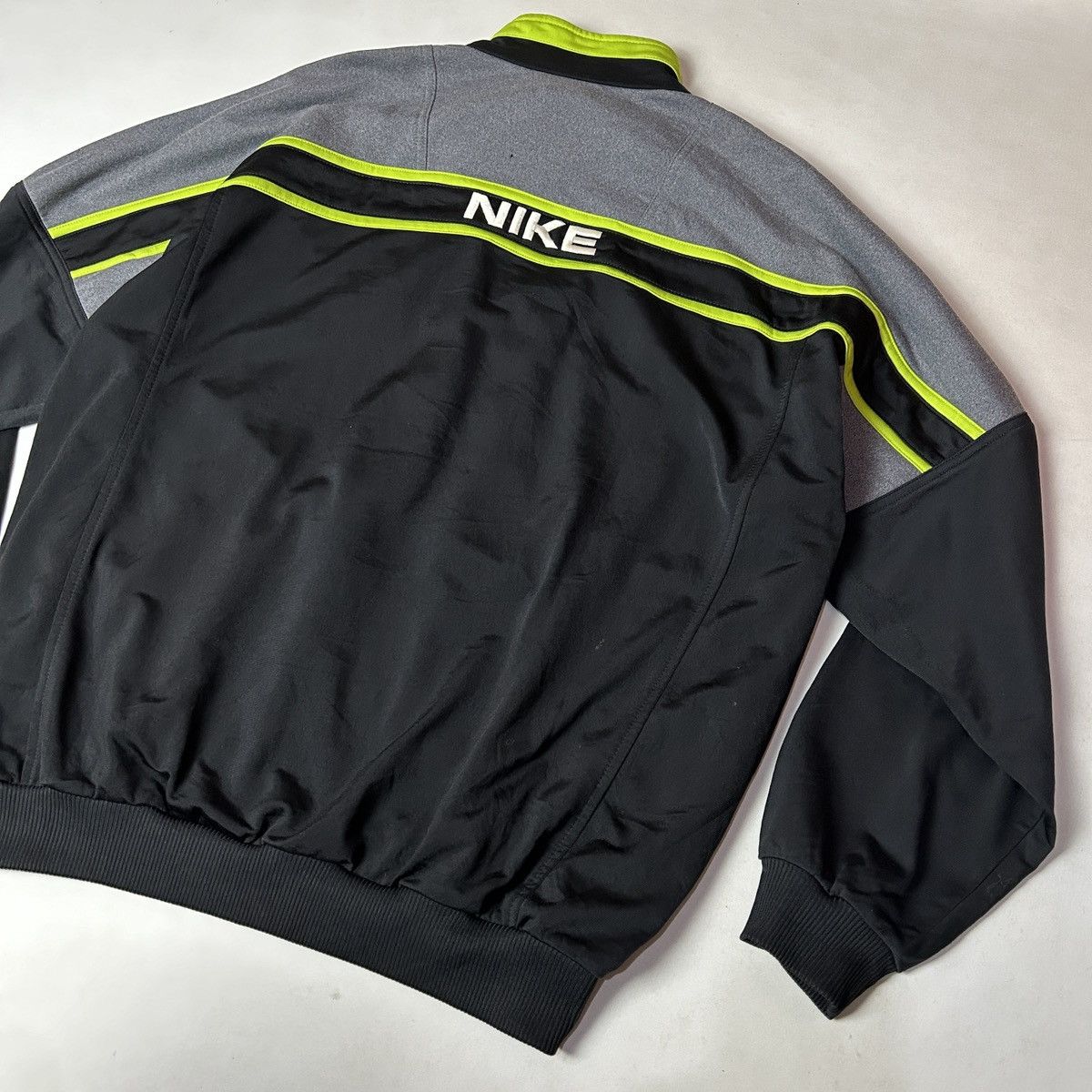 Nike × Vintage Nike 90s vintage tracktop colour block jacket Size US L / EU 52-54 / 3 - 10 Thumbnail