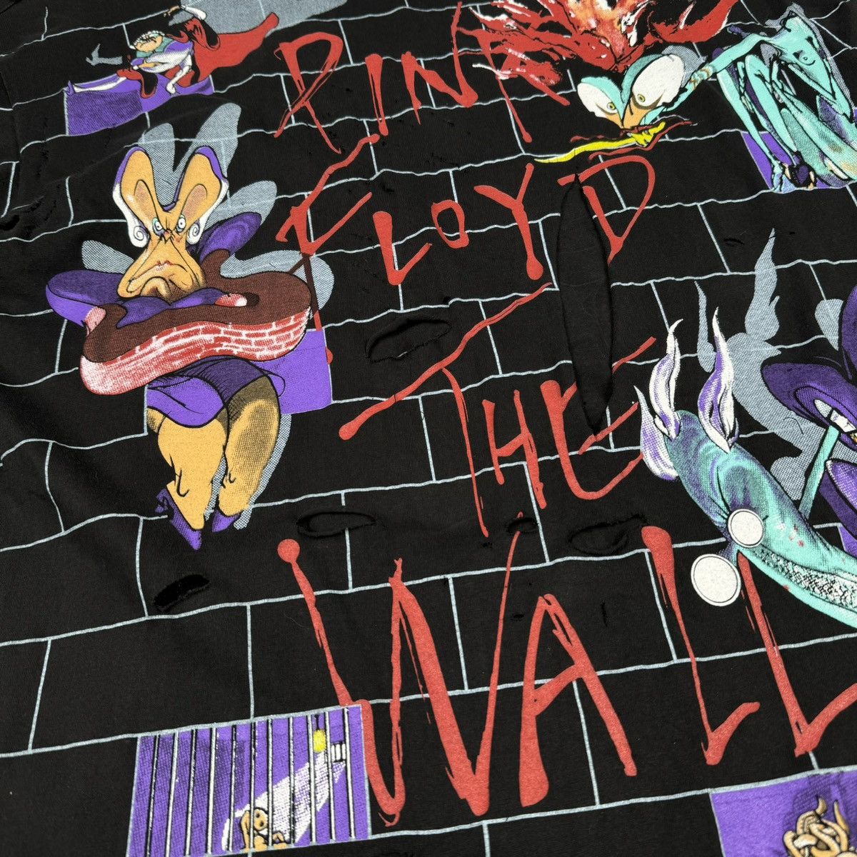 Band Tees Vintage 1982 Pink Floyd ‘The Wall’ Winterland AOP T Shirt Size US XL / EU 56 / 4 - 11 Thumbnail