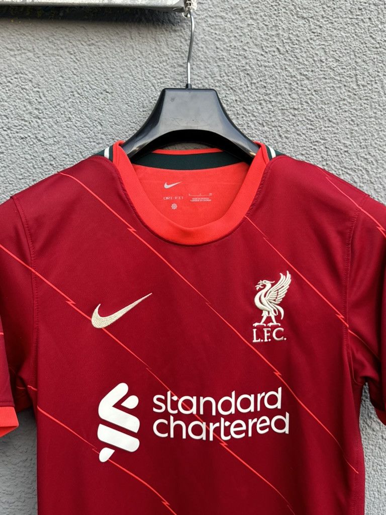 Nike LIVERPOOL 2020 2021 HOME FOOTBALL SHIRT SOCCER JERSEY NIKE Size US S / EU 44-46 / 1 - 2 Thumbnail