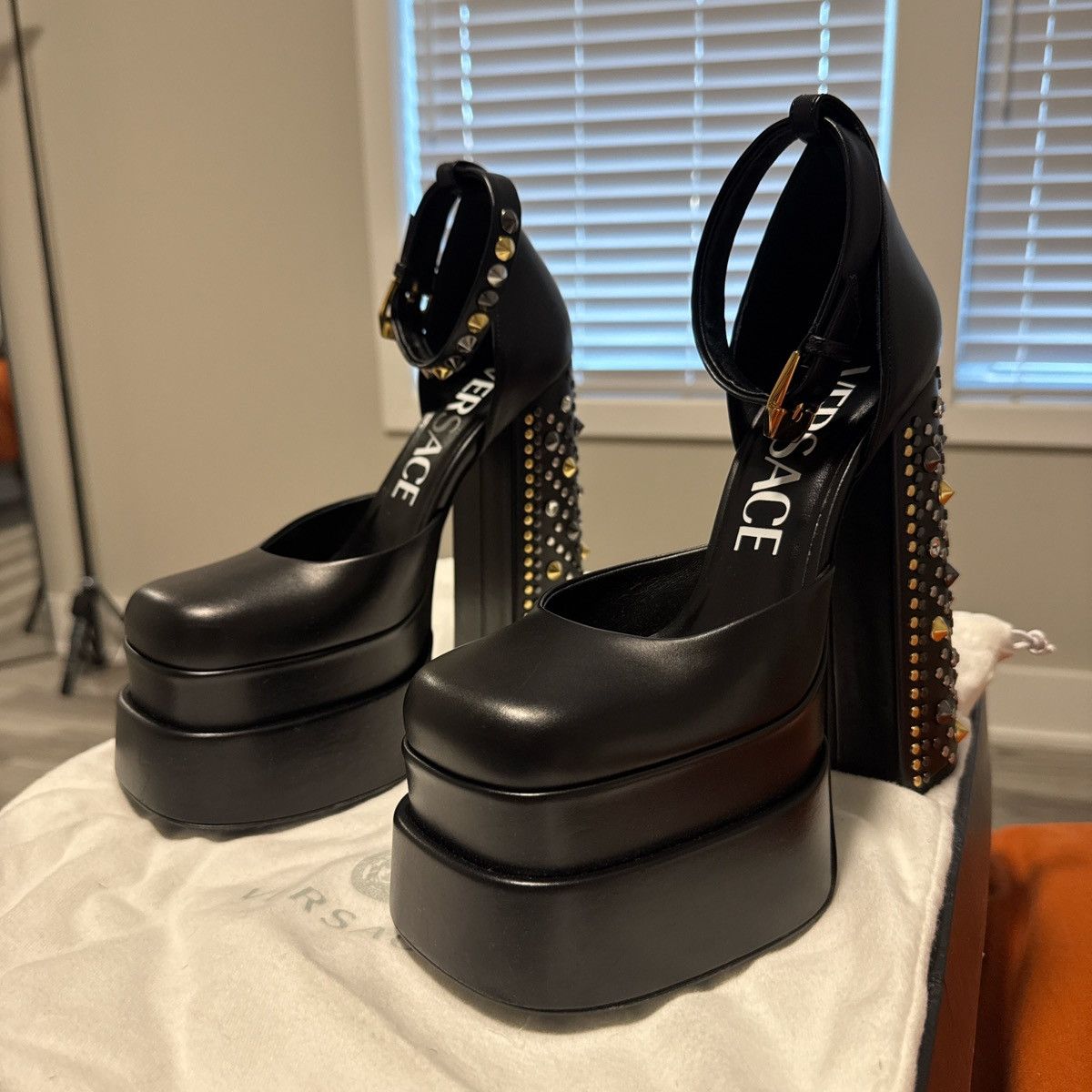 Versace Versace Pumps Medusa Size US 7 / IT 37 - 4 Thumbnail