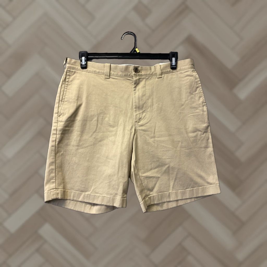 J.Crew VINTAGE J.CREW Mens Shorts 34 Khaki Chino Casual Travel Workwear Cotton Flat Front Size US 34 / EU 50 - 1 Thumbnail