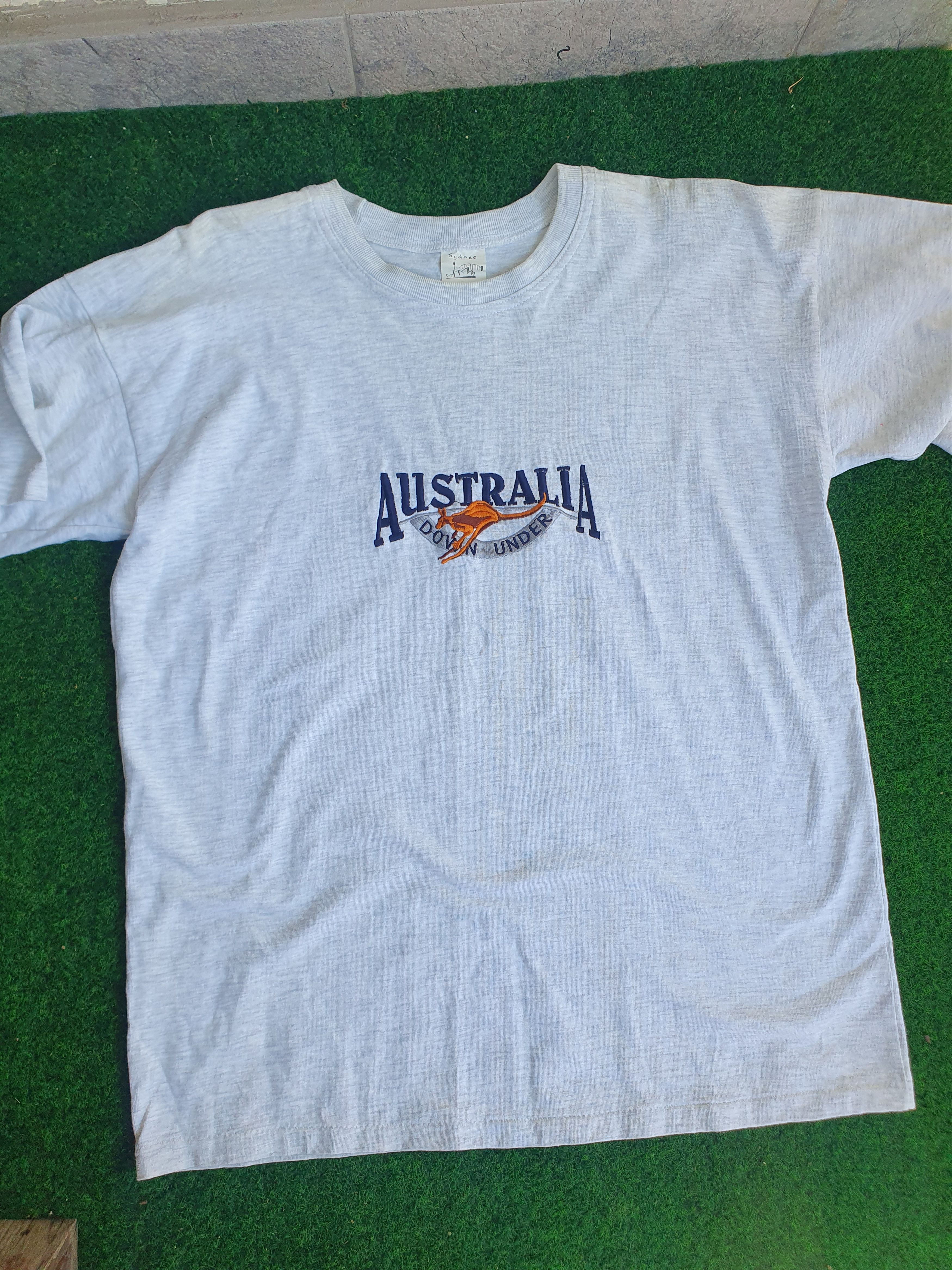 Vintage Australia Down Under Embroidered Vtg Single Stitch teeXL? Size US XL / EU 56 / 4 - 5 Thumbnail