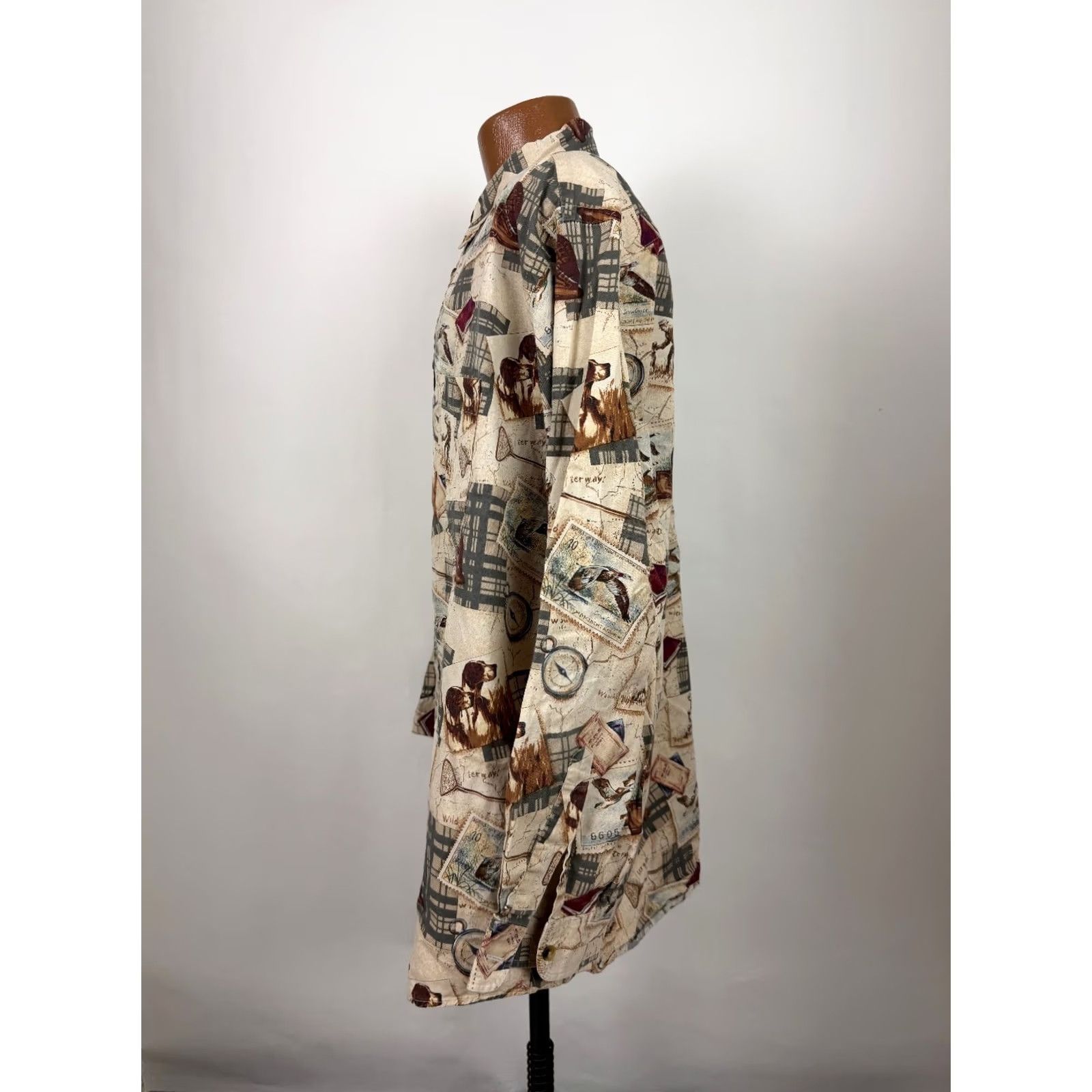 Nautica VINTAGE Nautica Shirt Men XL Beige 90s Hunting Dog Graphic Print Button-Up Oversized Collection Retro Hipster Weathered Mens Size US XL / EU 56 / 4 - 6 Thumbnail