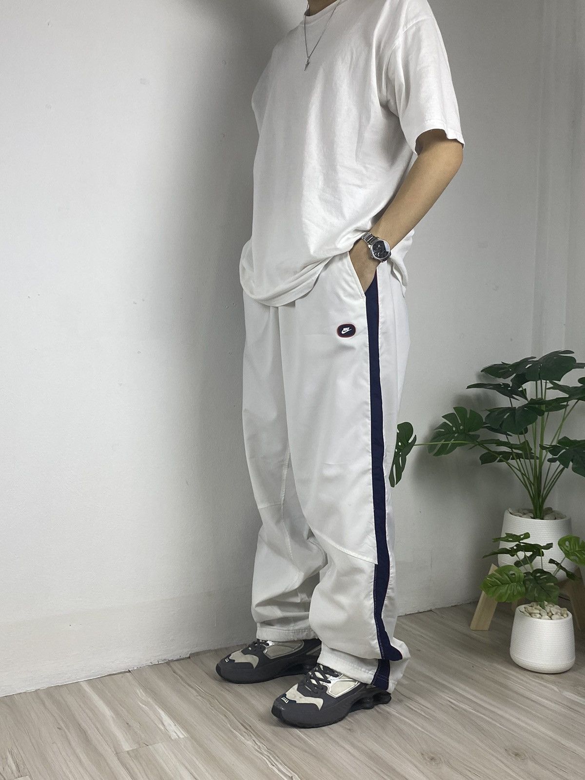 Nike × Vintage Nike international mmiv Pants Nylon Vintage Y2K drill Track Size US 34 / EU 50 - 1 Thumbnail