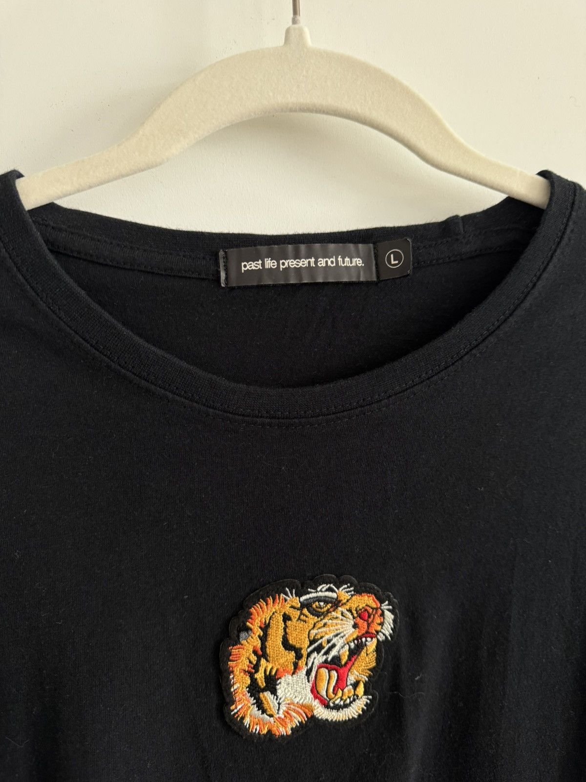 Other Black Tiger Crest Shirt Size US L / EU 52-54 / 3 - 3 Thumbnail
